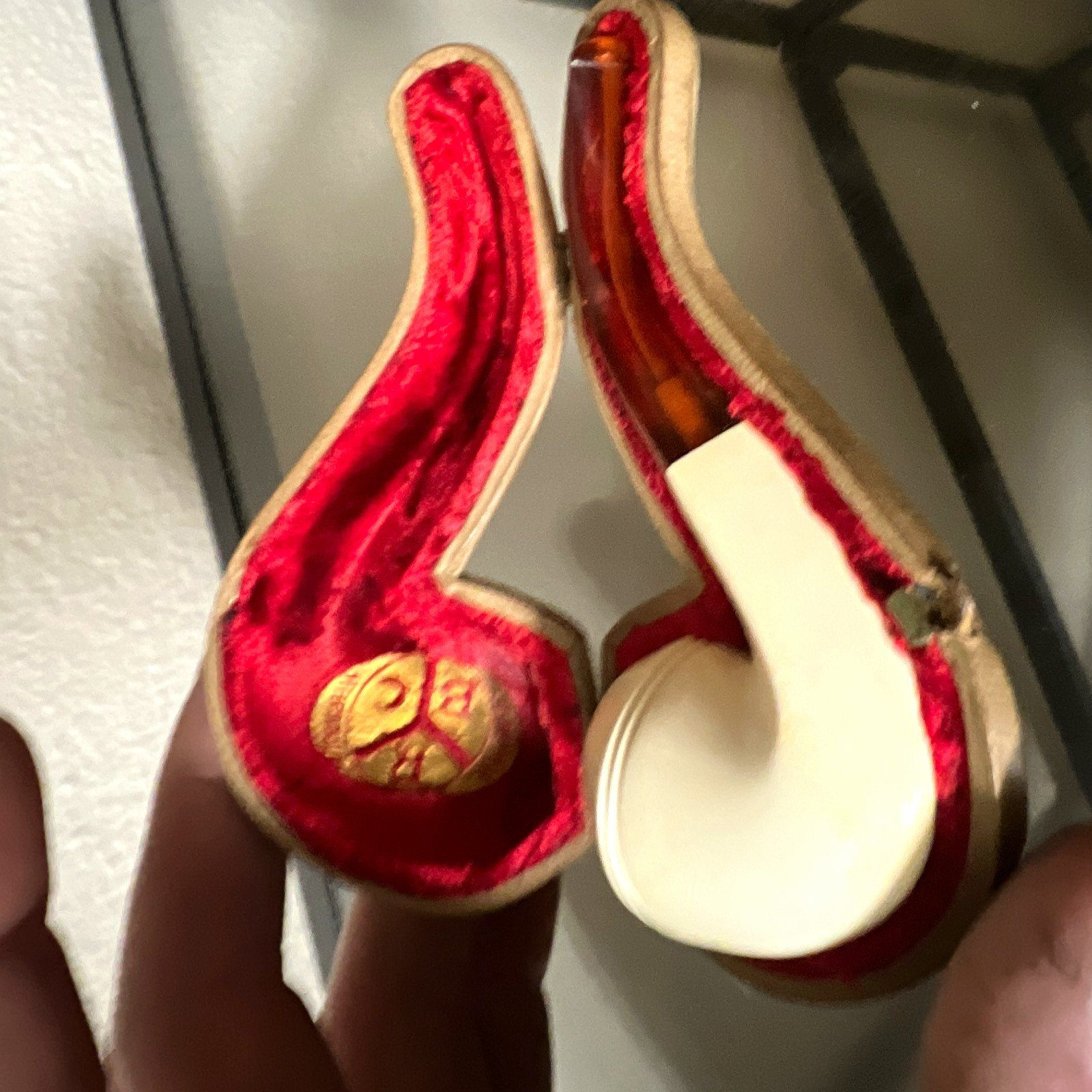 Meerschaum Style Bent Tobacco Pipe White Bowl w/ Red Fitted Case