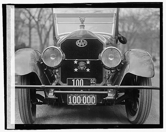 Washington DC 1922 President's Shield Automobile Front View License Plate