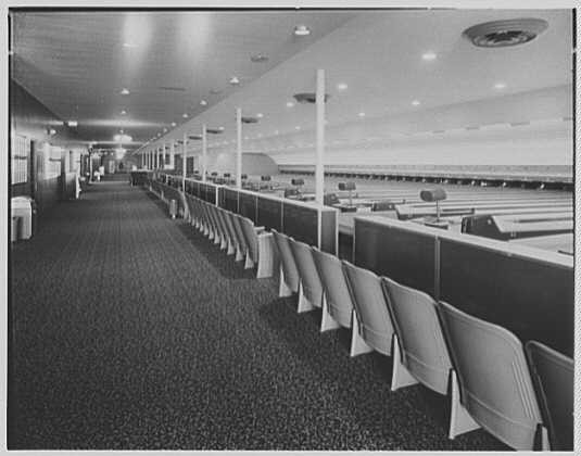 Photo:Huntington Long Island New York 1900s Century Bowling Alley Interior