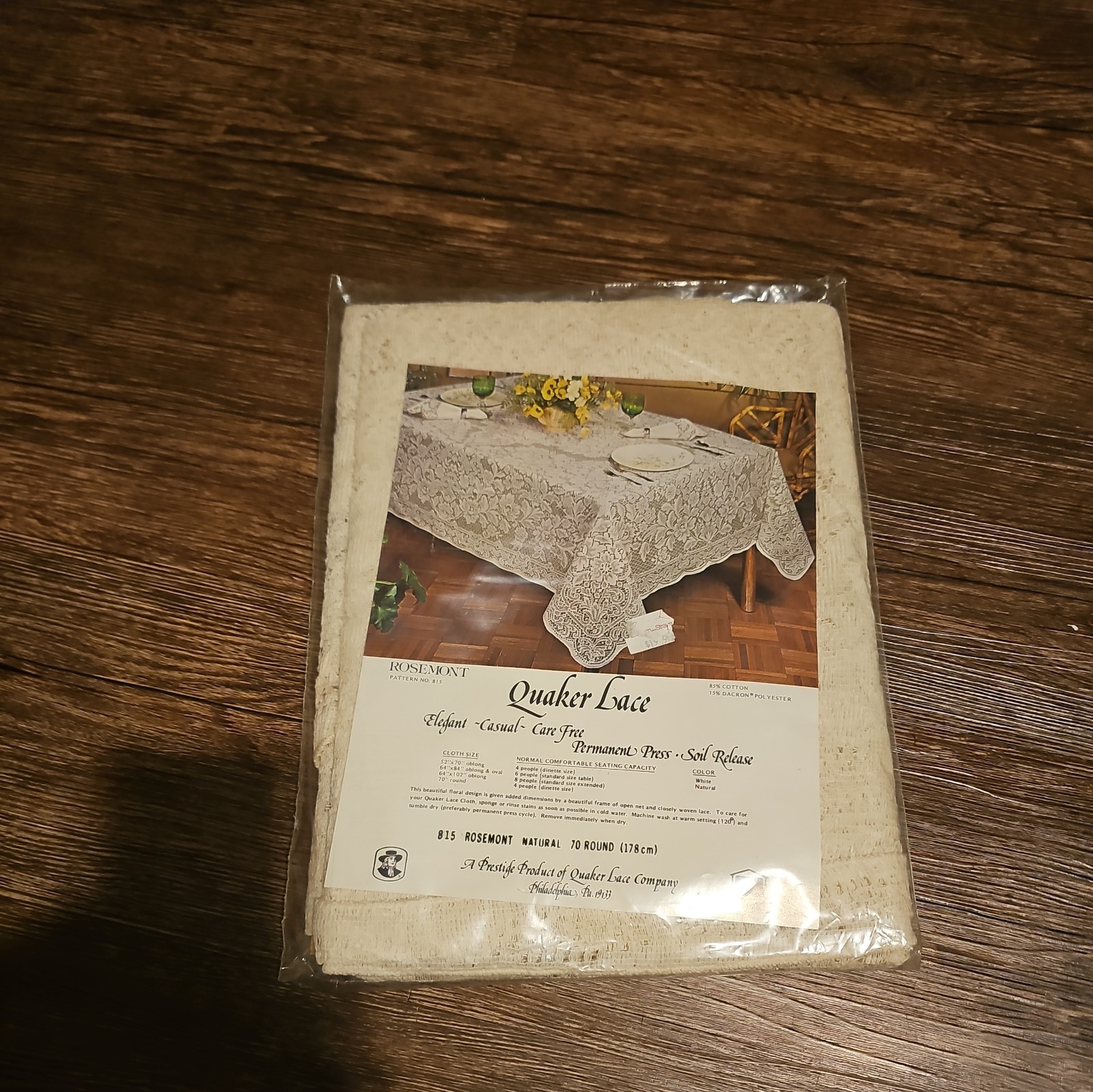 NIP Vintage Round Quaker Lace Tablecloth Rosemont Natural Floral 70