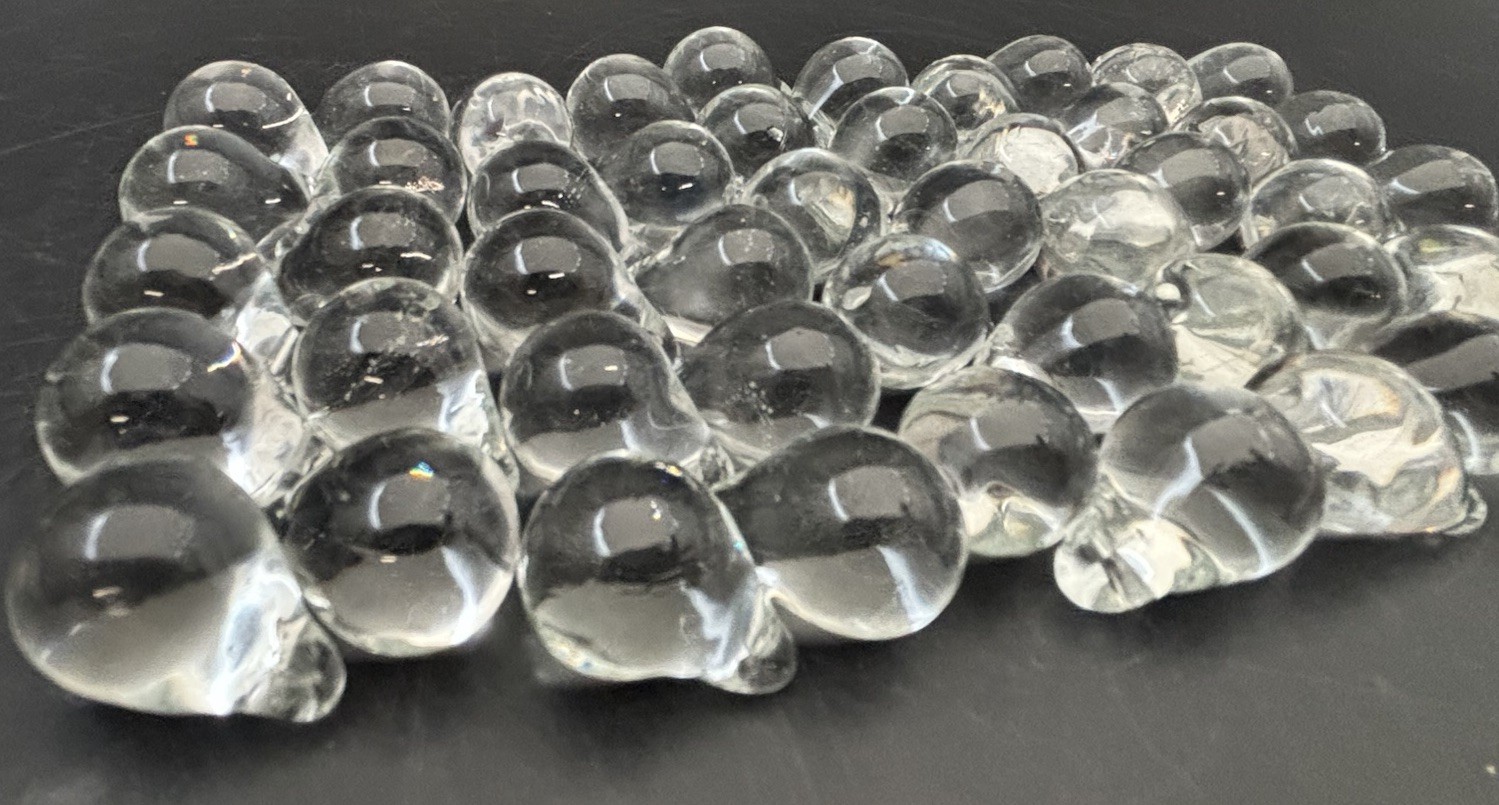 Vintage 1990s Clear Glass Chandelier Glass Drops 1\