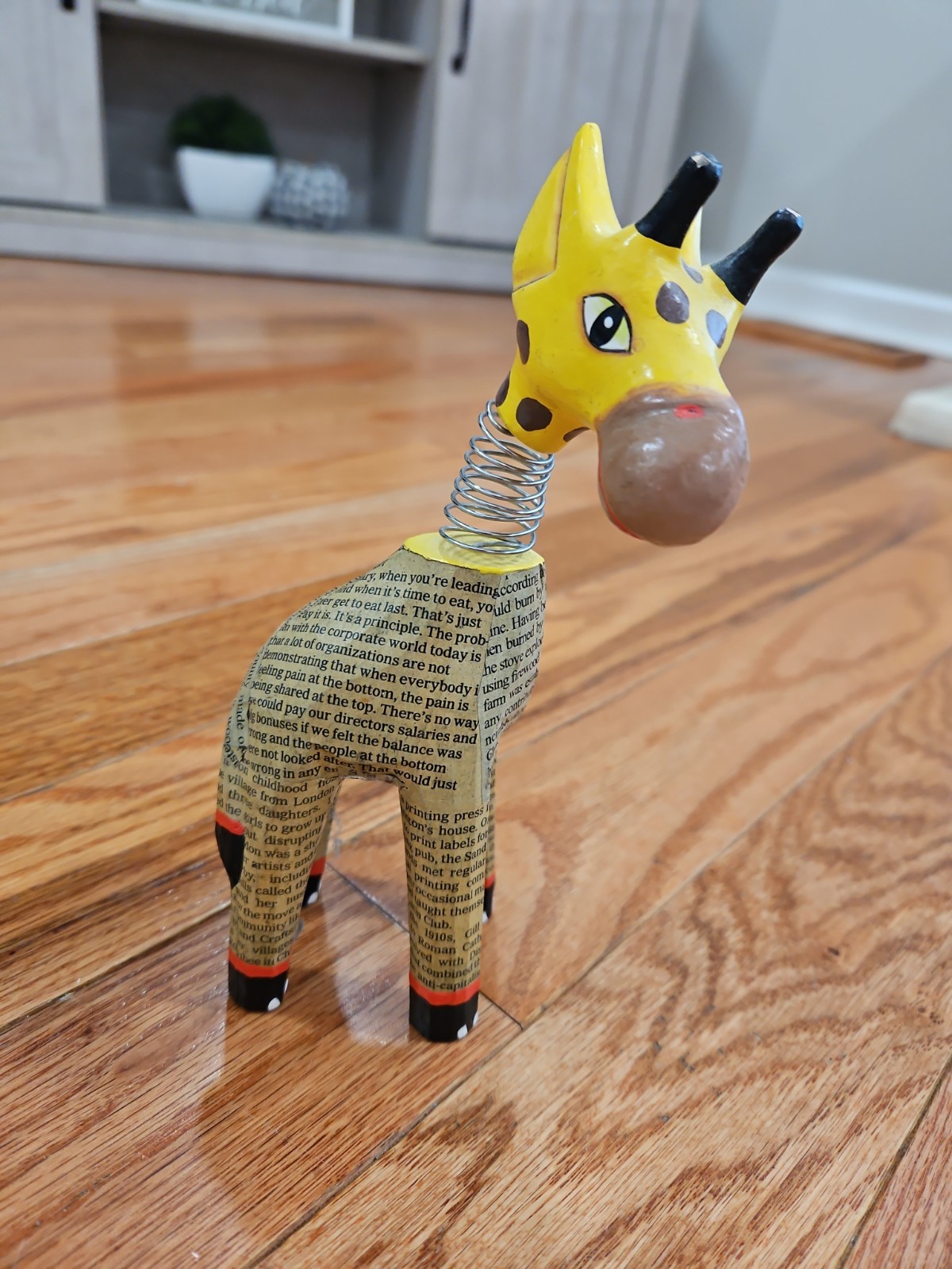 Vintage Handmade Giraffe Folk Art Toy 7\