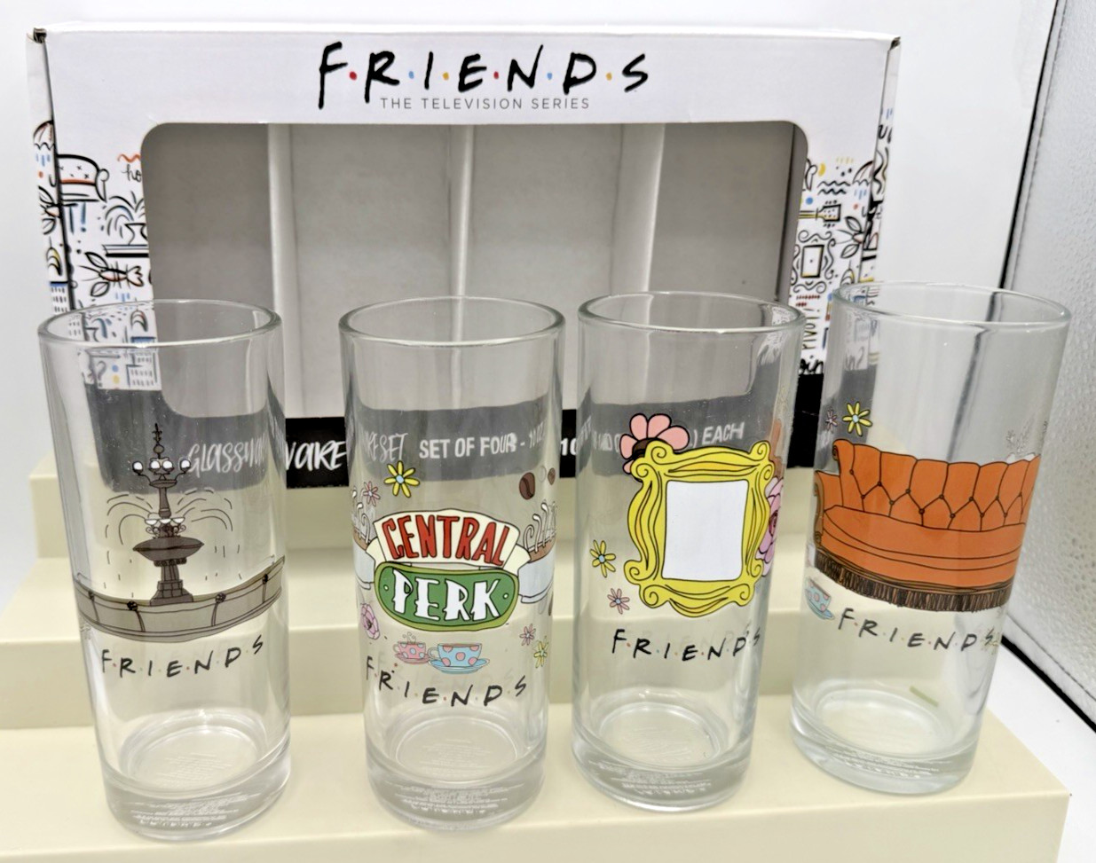 Friends Television Series Glassware Set of 4 Glasses New in Box 10 oz.