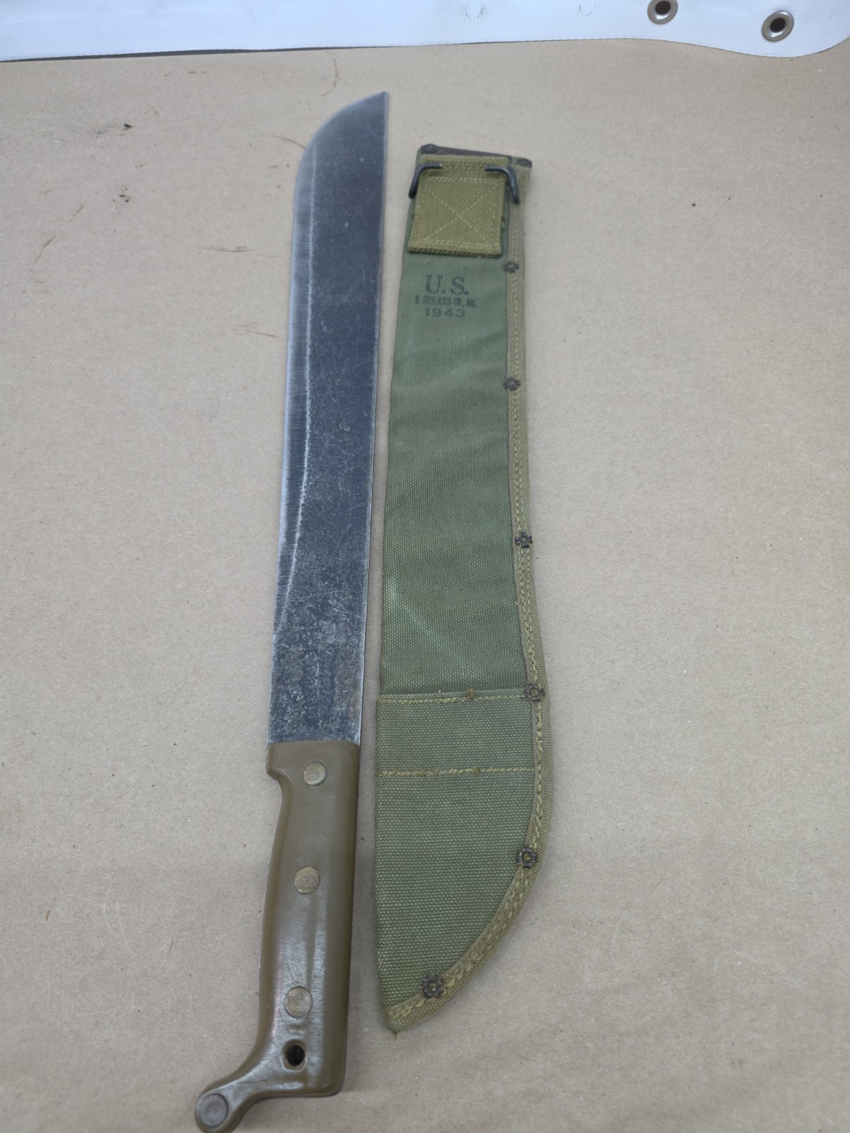 WWII U.S. TRUE TEMPER 1945 MACHETE JUNGLE KNIFE in U.S. 1943 Canvas Scabbard