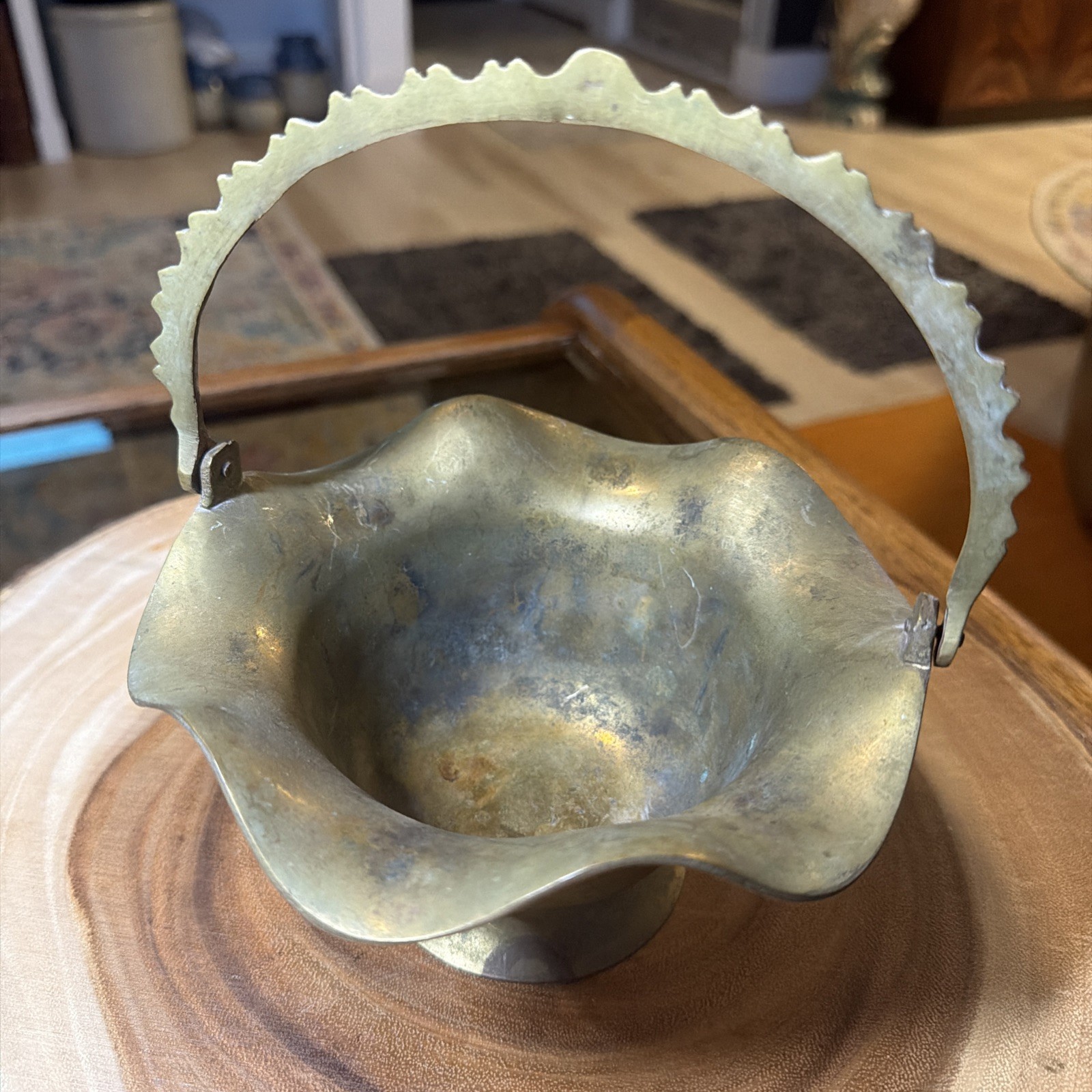 Vintage Brass Basket Ruffled Edge With Handle,  Trinket Dish, Ashtray, Decor