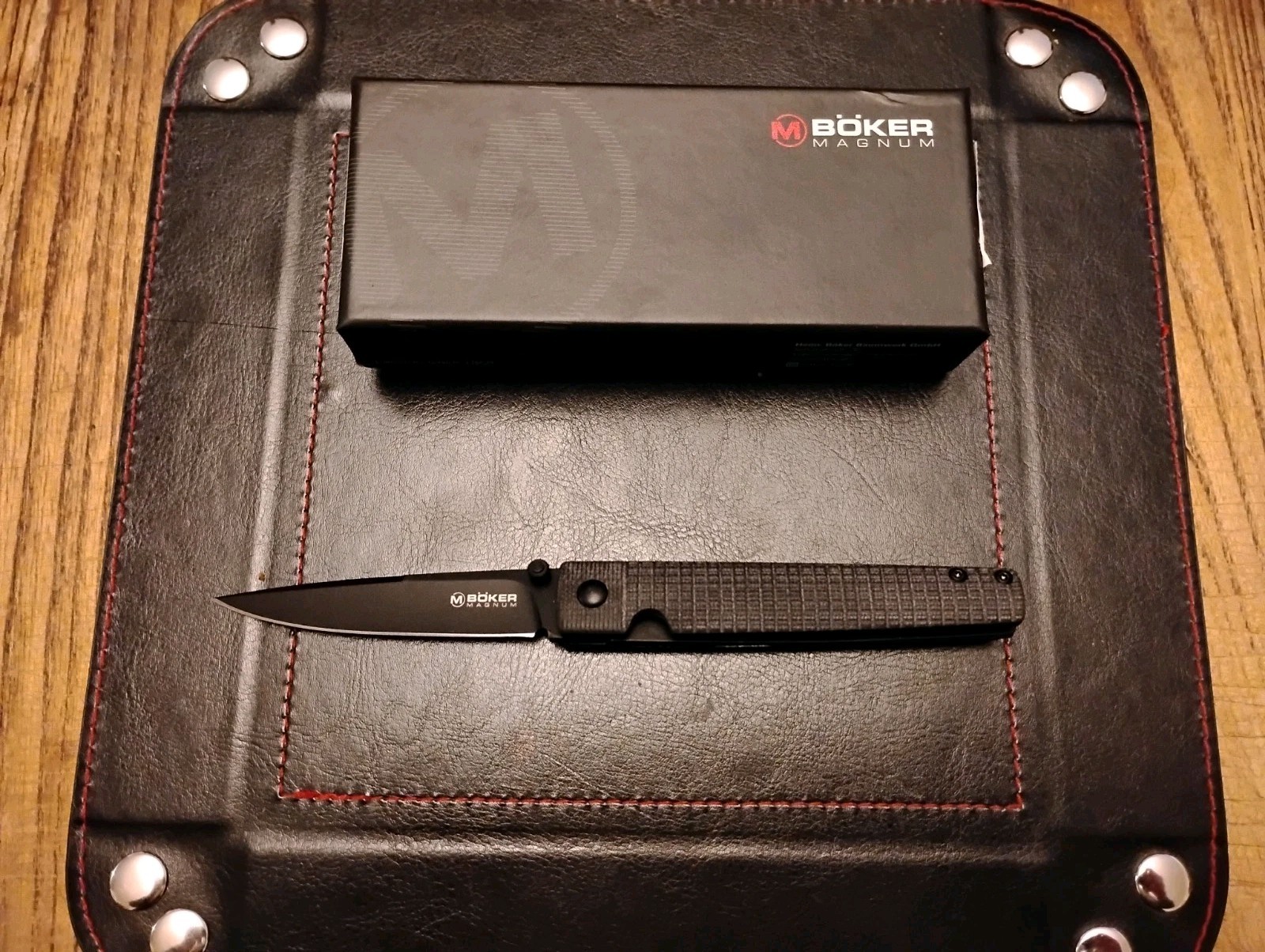 Boker Magnum Stereo Folding Knife 3.1\