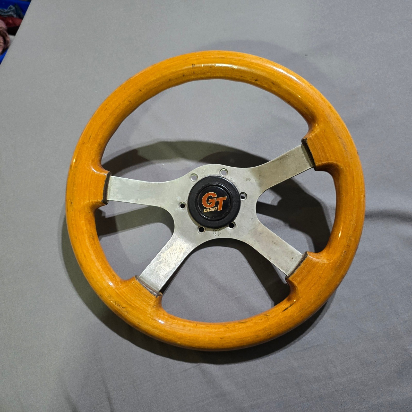 Grant GT Steering Wheel 13 in Men Wood Grain Silver Vintage Made in Italy 80's