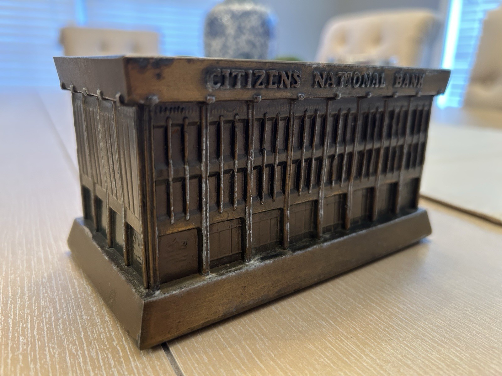 1974 Banthrico Citizens National Bank Chicago Ill Metal Coin Bank Unlocked