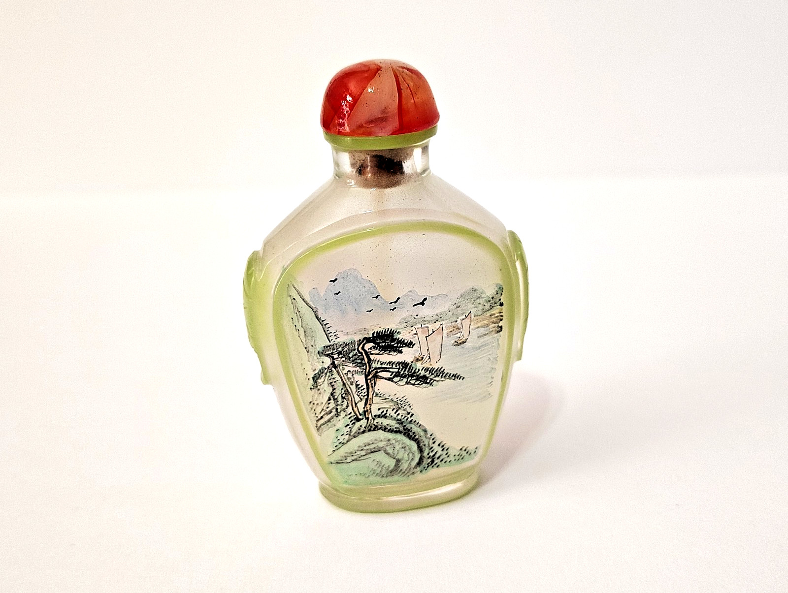 Vintage Chinese Reverse Hand Painted Glass Snuff Bottle Asian Motif Excellent