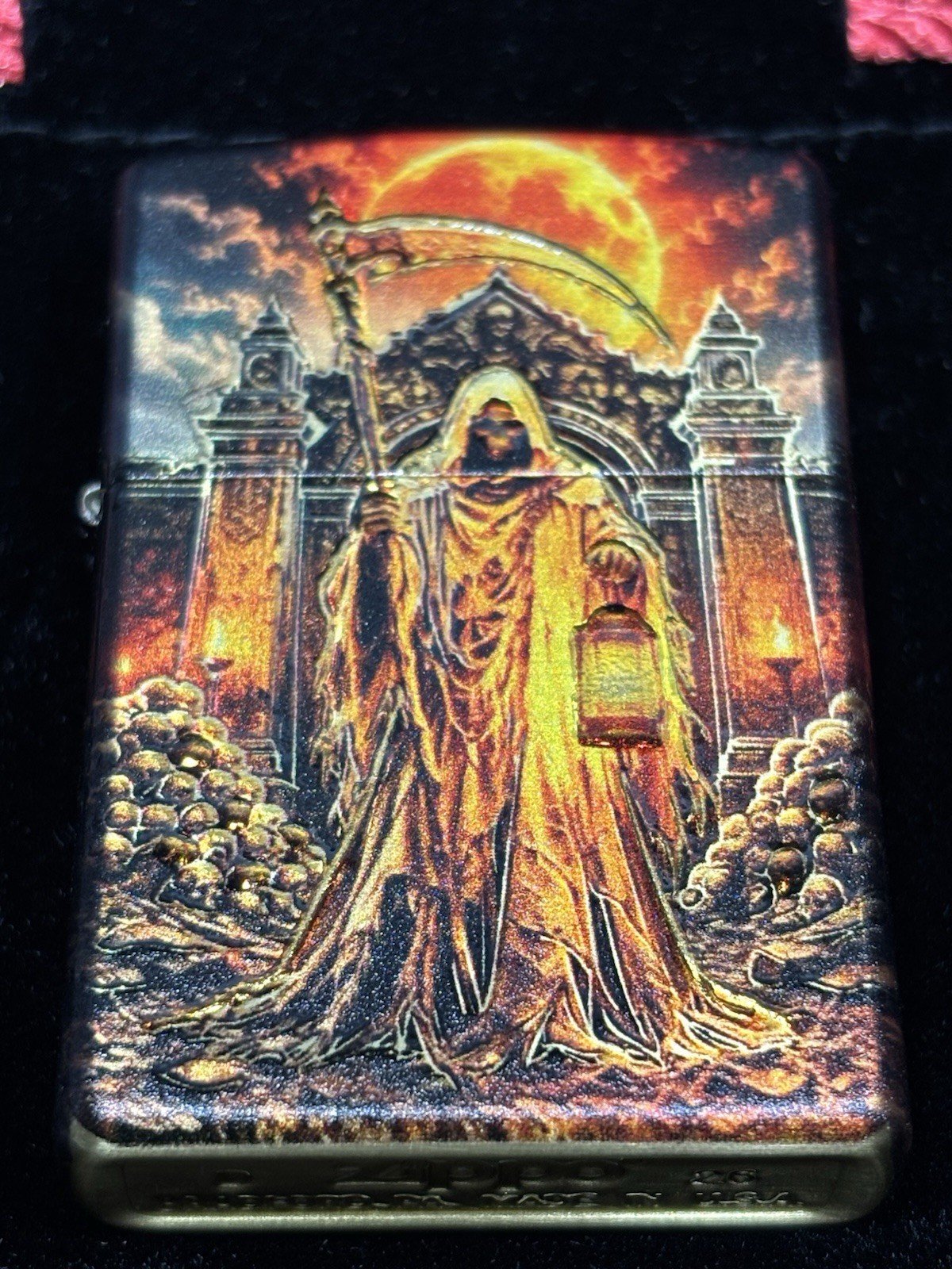 RARE Zippo lighter  Vigil Keeper Skull With Exclusive box
