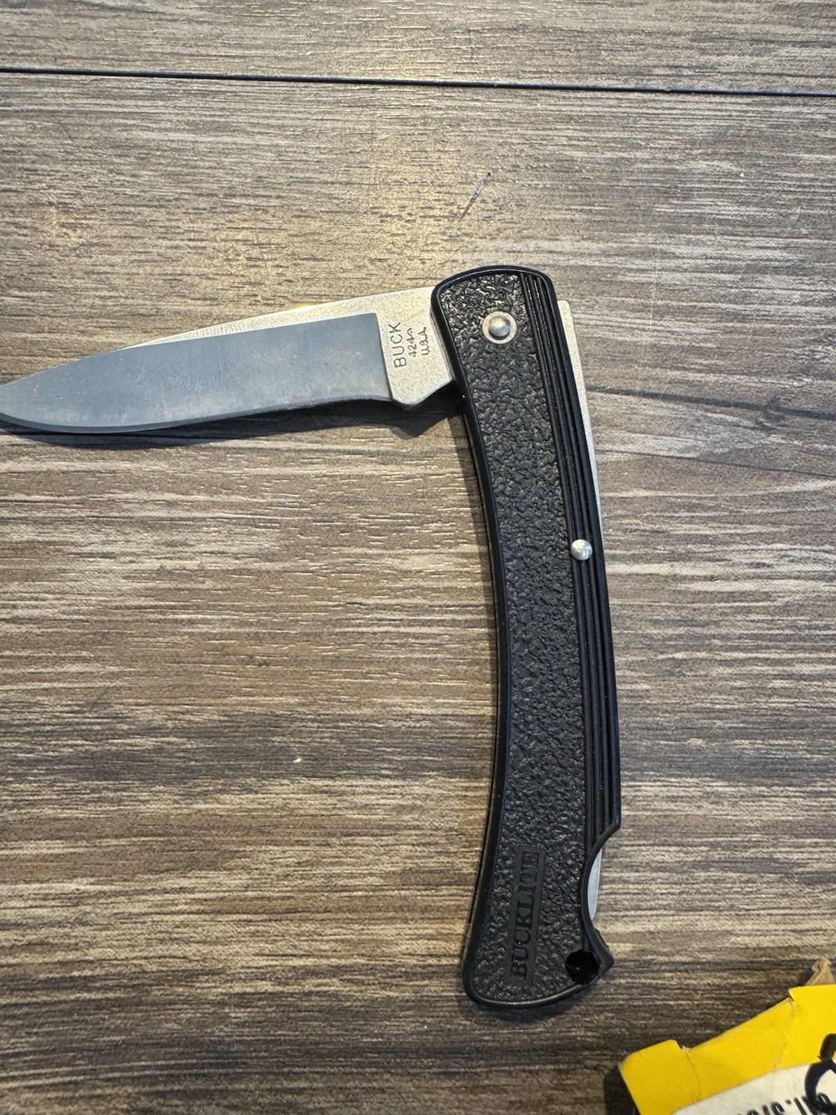 Buck Knife 2000s  BuckLite 424  Folding Knife USA  Black Handle New