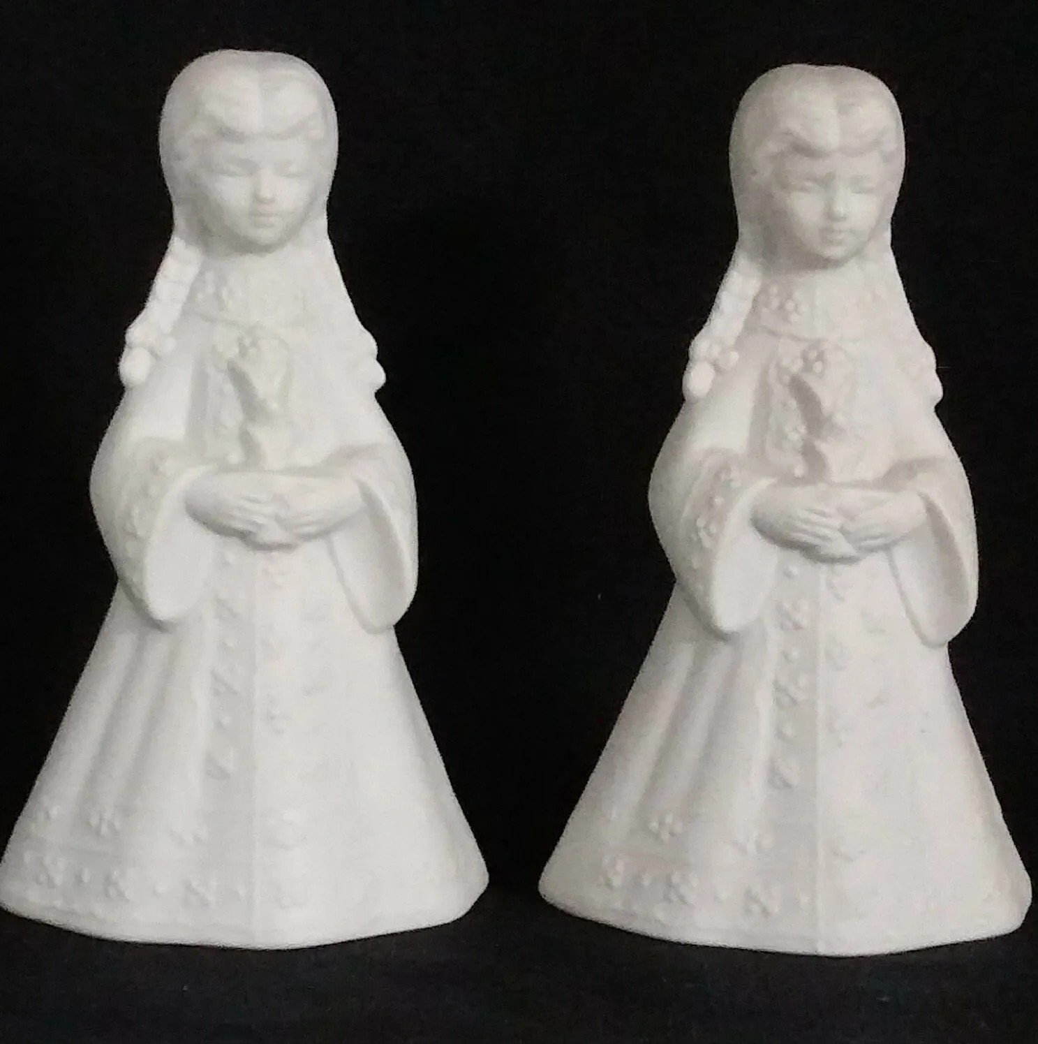 Two Vtg Bells Choir Girls Holding Flowers Bisque Porcelain Figurines AES Japan
