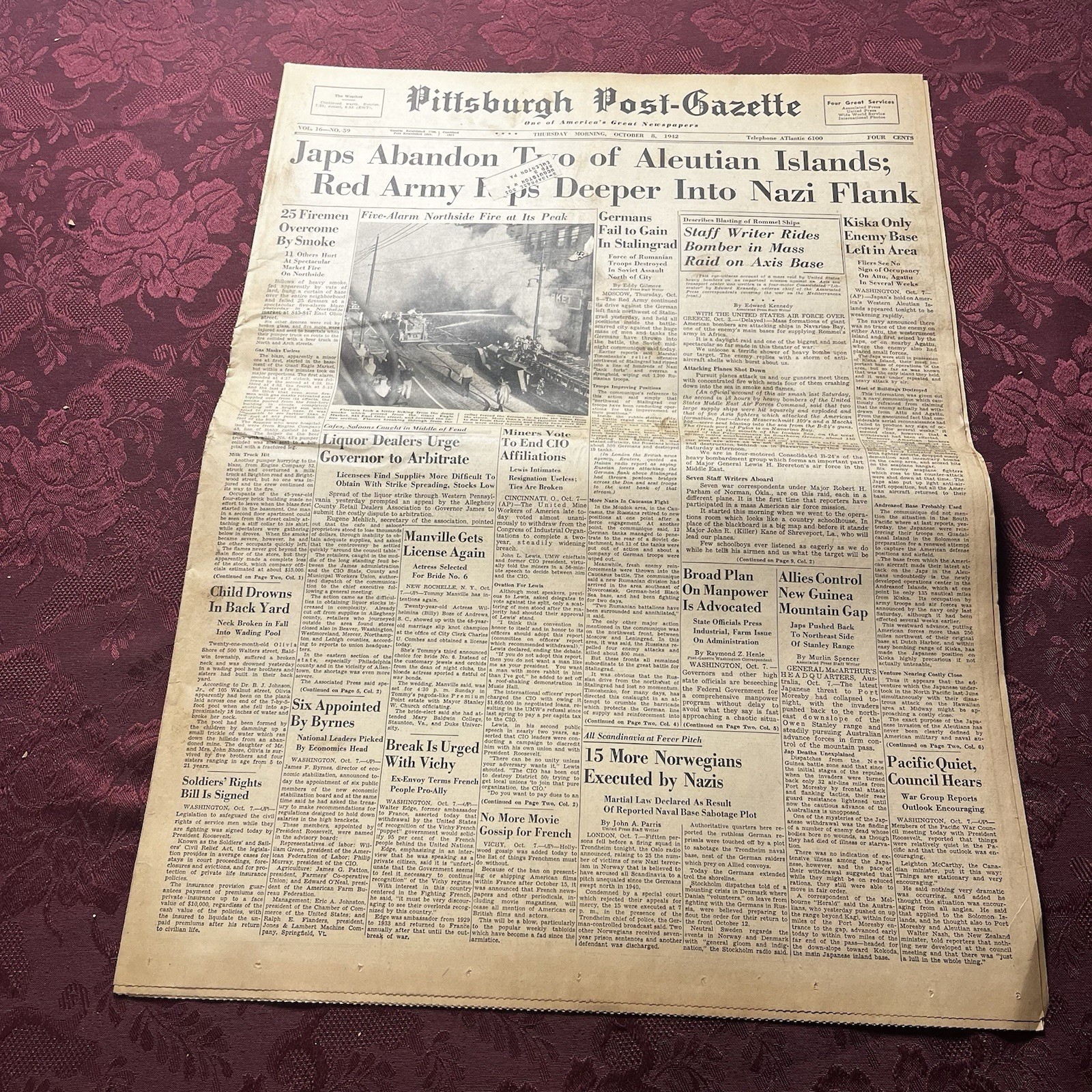Vintage Pittsburgh Post-Gazette Newspaper 10-8-1942 - Japs Abandoned Town Of…
