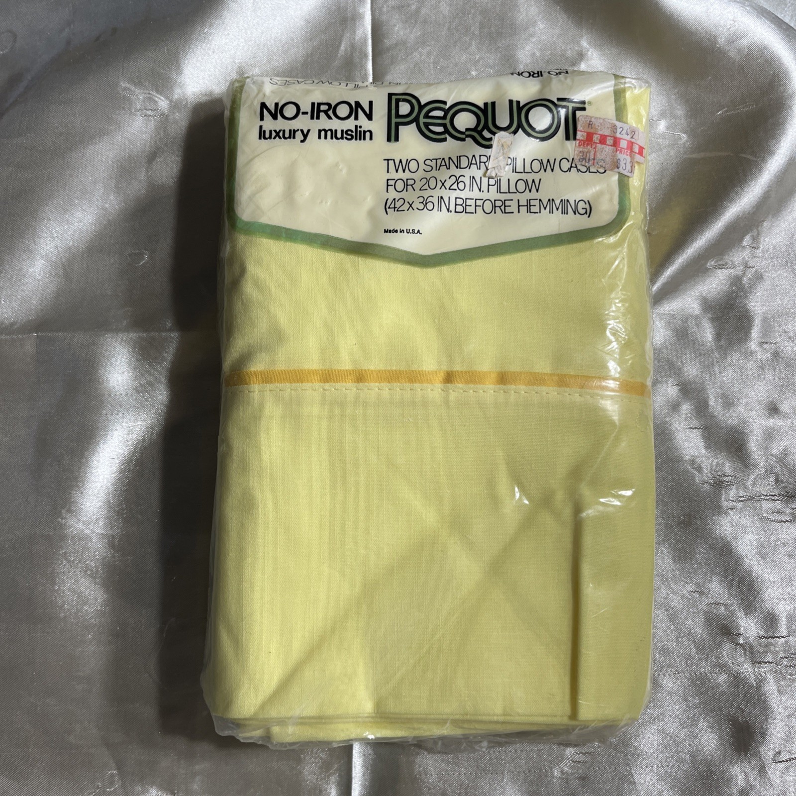 Vintage new Pequot Luxury Muslin pillowcases in cottagecore style (2 pieces).