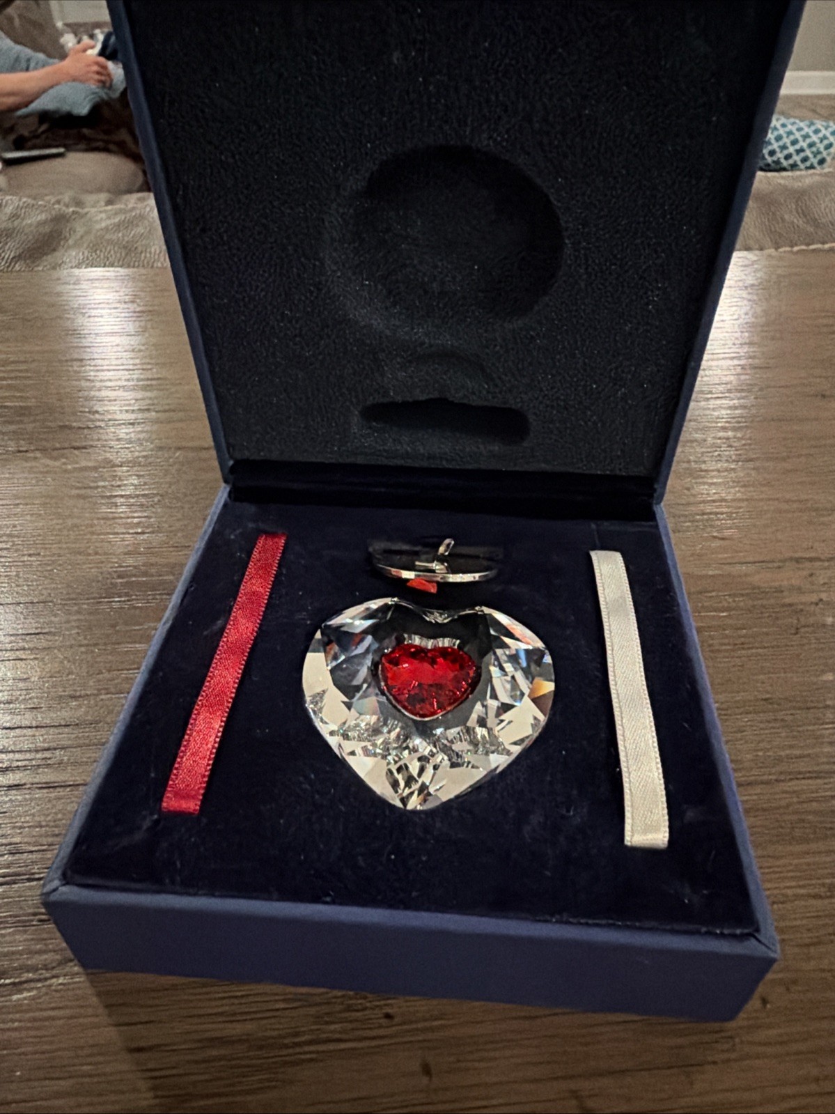 Swarovski 2004 Vintage Annual Ornament Crystal Heart with Ribbon