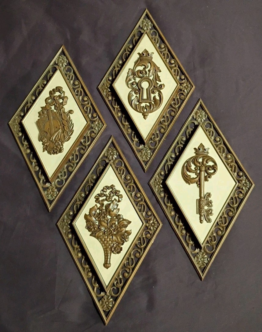 Set of 4 Syroco Vintage Mid Century Plastic Wall Hanging Placques