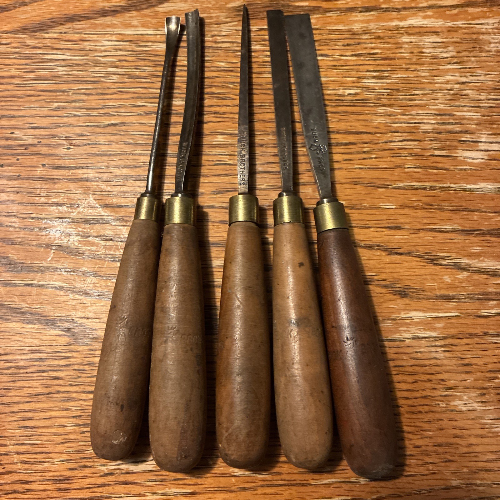 Lot Of 4 Vintage Antique Buck Brothers Wood Chisels Of Various Sizes