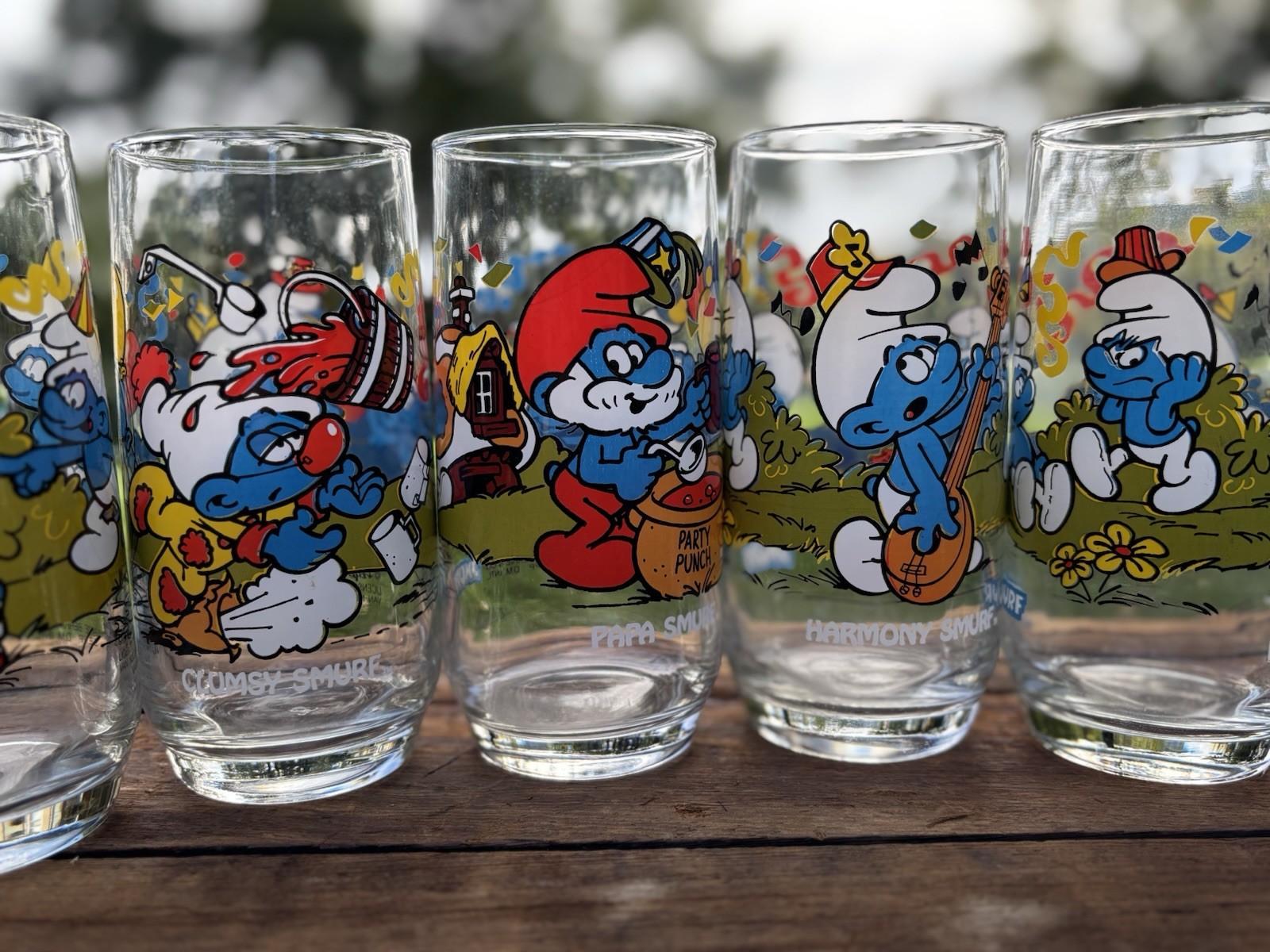 1983 Smurf Vintage Collector\'s Glasses Cups Set of 8 Peyo Wallace Berrie