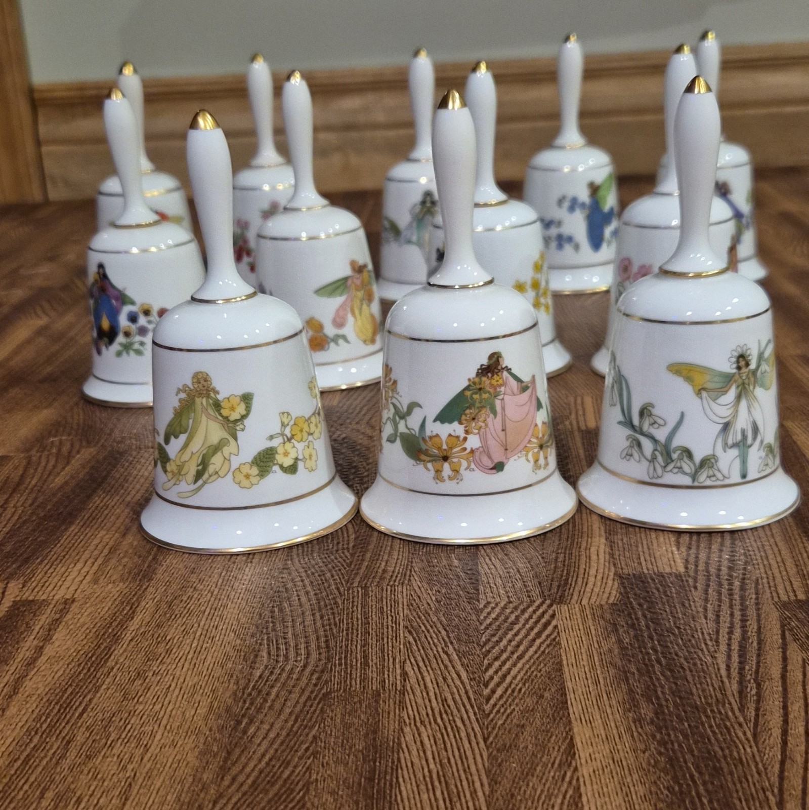 Vintage piece made by Franklin Porcelain 1978 Flowers of The Year Full Set Of 12
