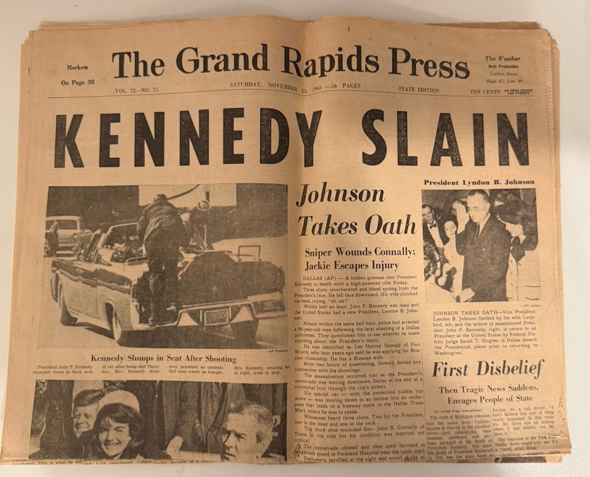 1963 Grand Rapids Press KENNEDY SLAIN JFK Assassination Nov 23 Newspaper