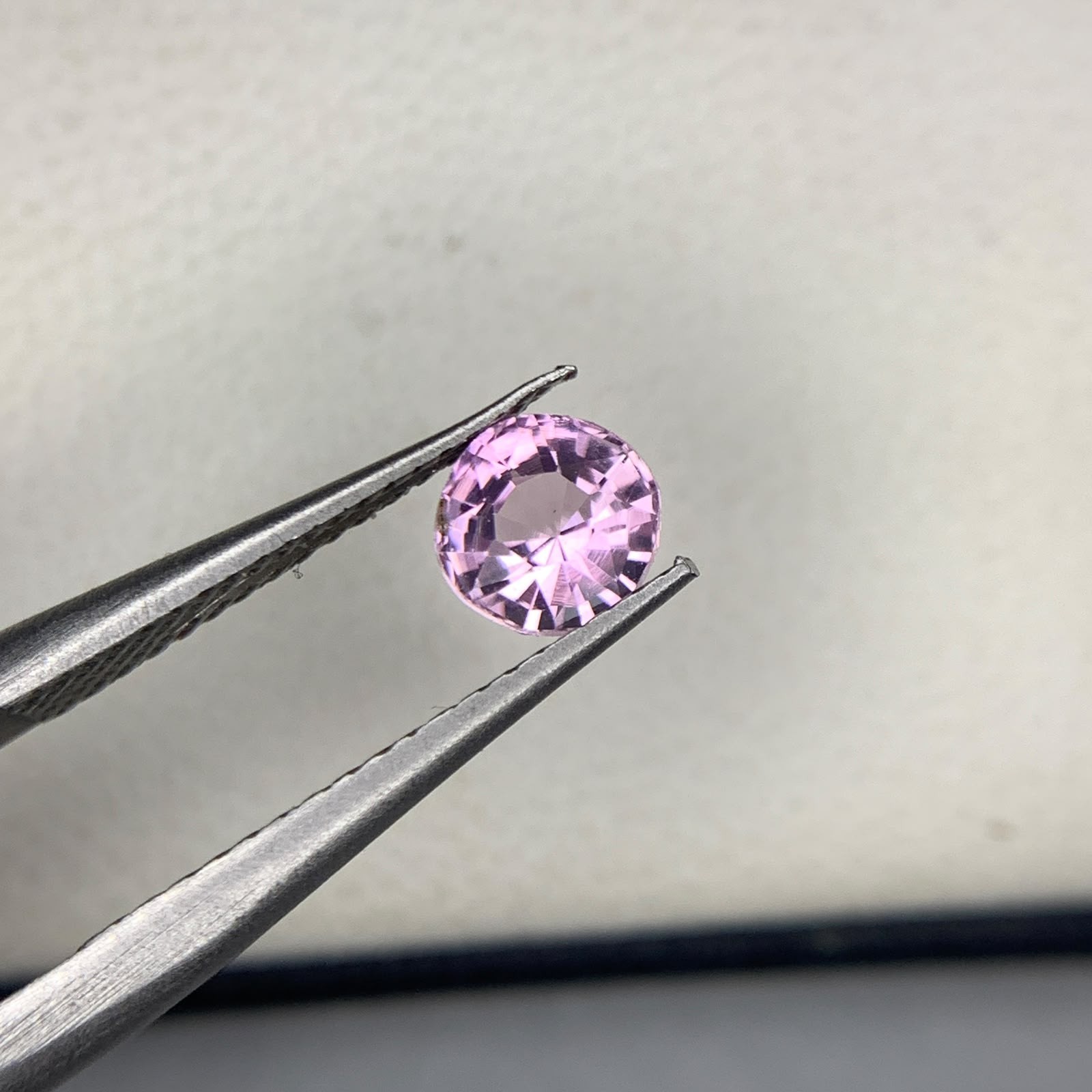 Natural Pink Topaz 0.63 Ct Round Cut Loose Gemstone Pakistan