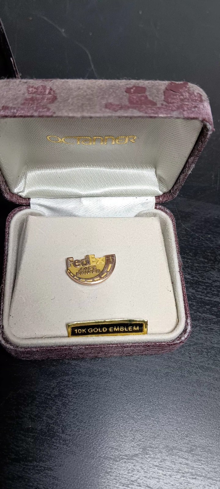 Vtg Federal Express FedEx 10Year Safe Driver 10k Yellow Gold Pin - 10kt EUC