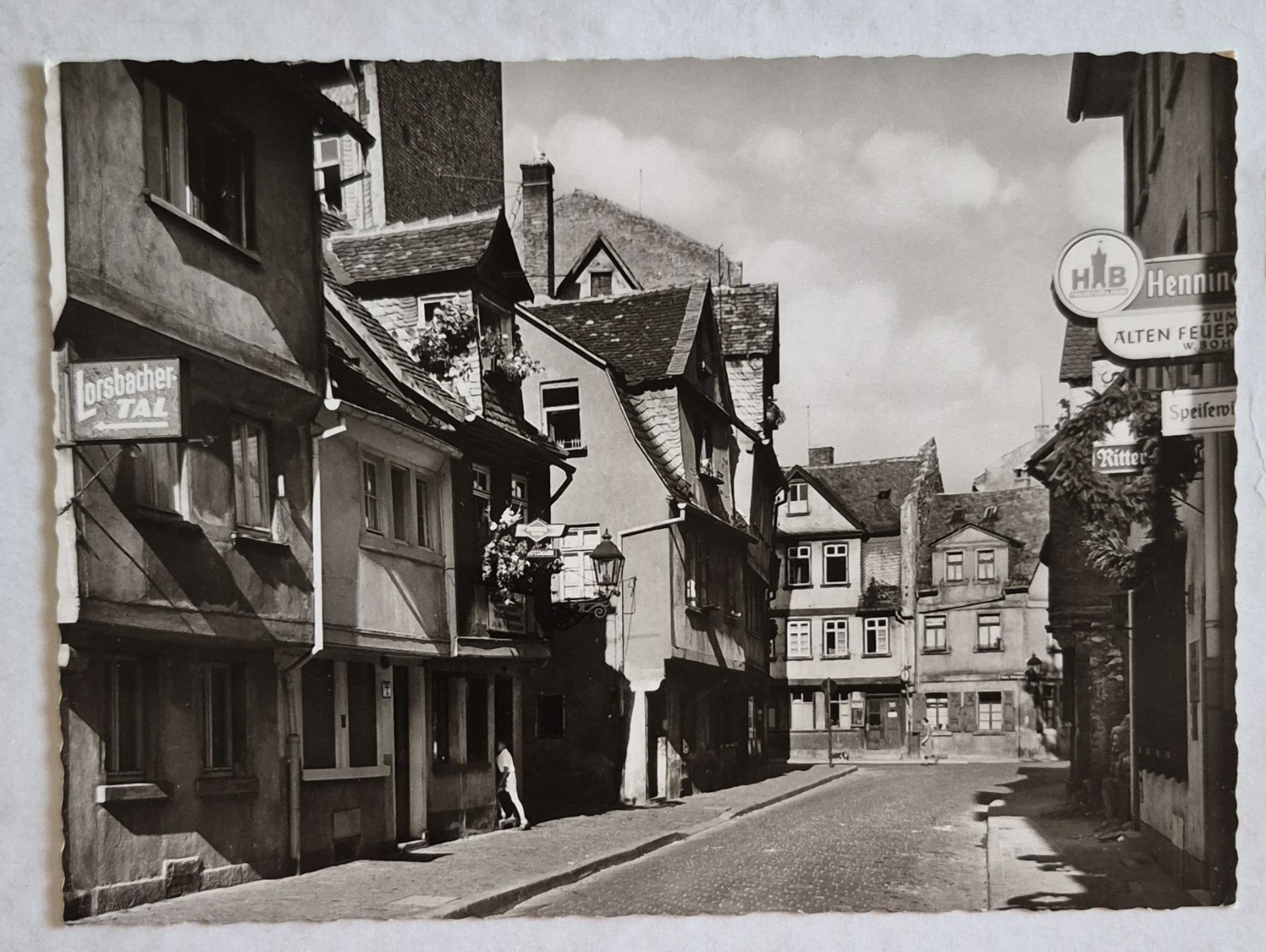 Postcard....Frankfurt am Main District, Old Sachsenhausen in Germany, Chrome 4x6