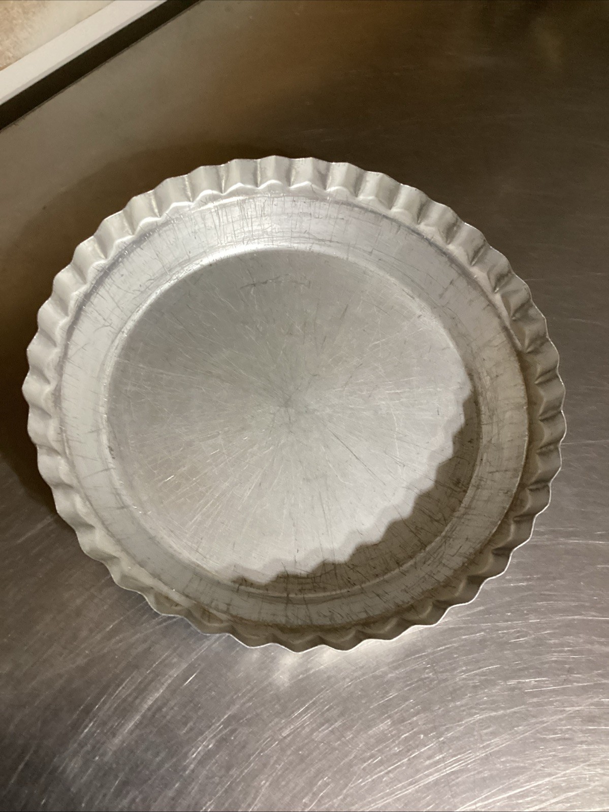 Vintage Wear-Ever #2865 fluted edge pie pan 10” x 1-3/4” Aluminum