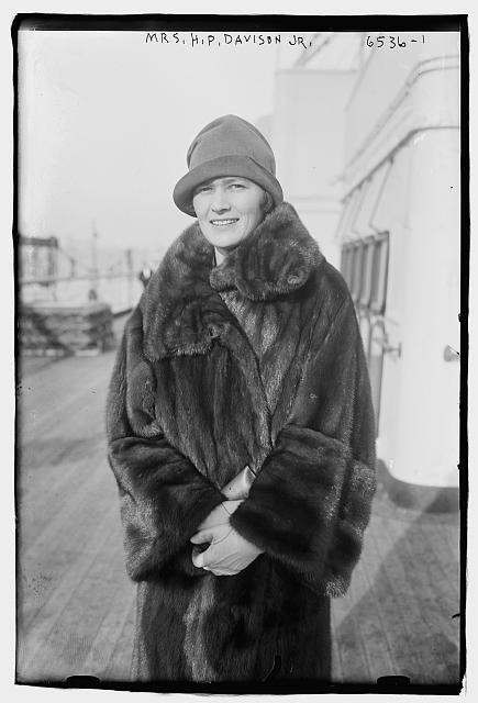 Photo:Mrs H P Davison Jr Fur Coat Hat 1920s Portrait