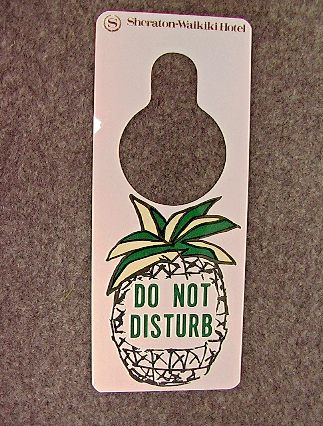 Vintage SHERATON WAIKIKI Hawaii Pineapple Do Not Disturb DOOR HANGER - Free Shpg