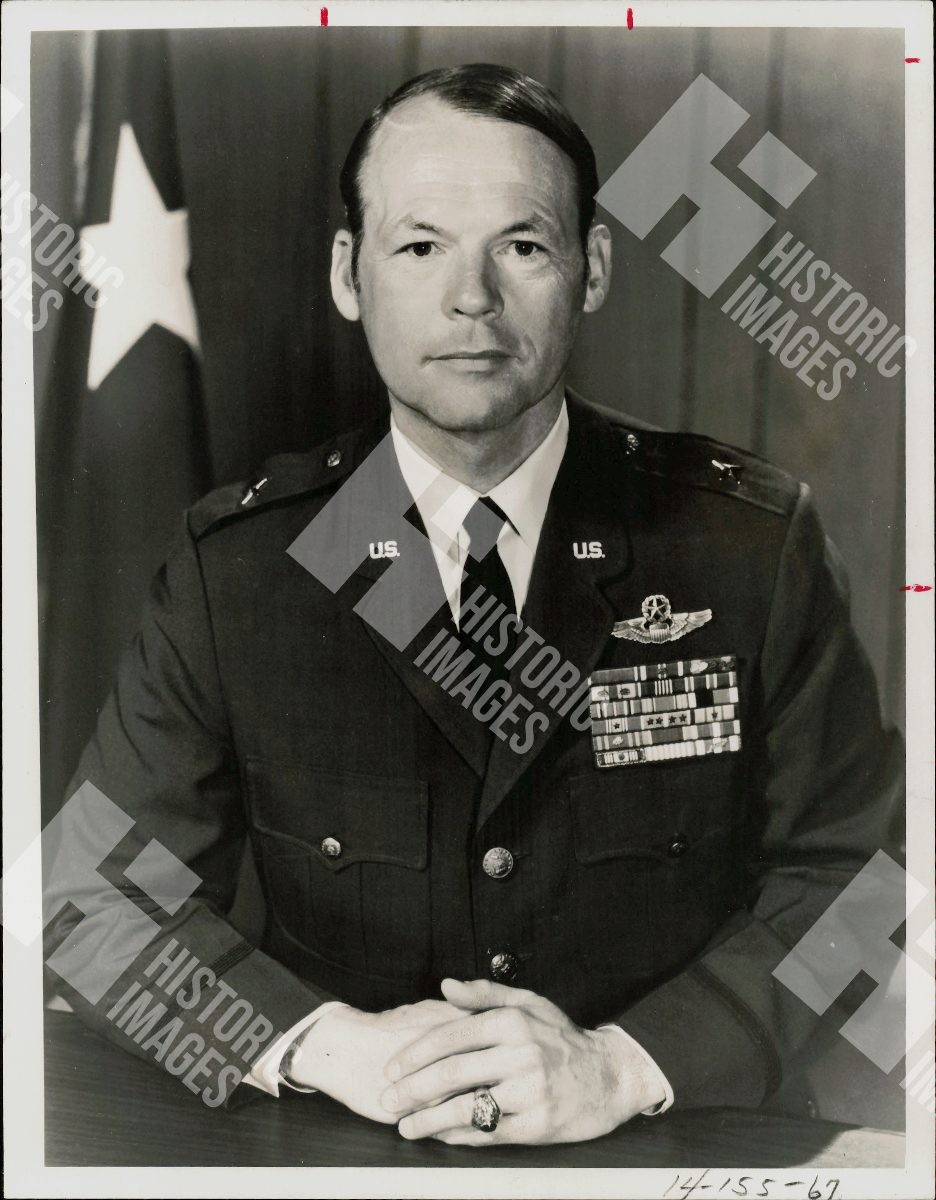 1967 Press Photo Brigadier General Henry L. Warren in Uniform