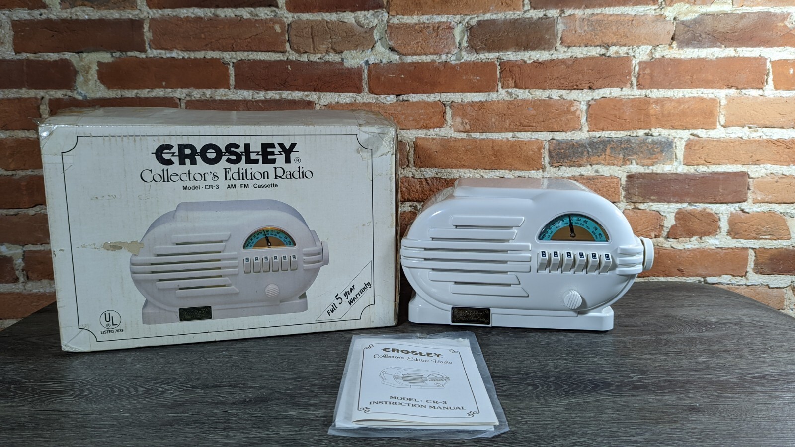 VTG CROSLEY CR-3 COLLECTOR'S EDITION AM/FM RADIO CASSETTE PLAYER(WHITE) NEW NOB