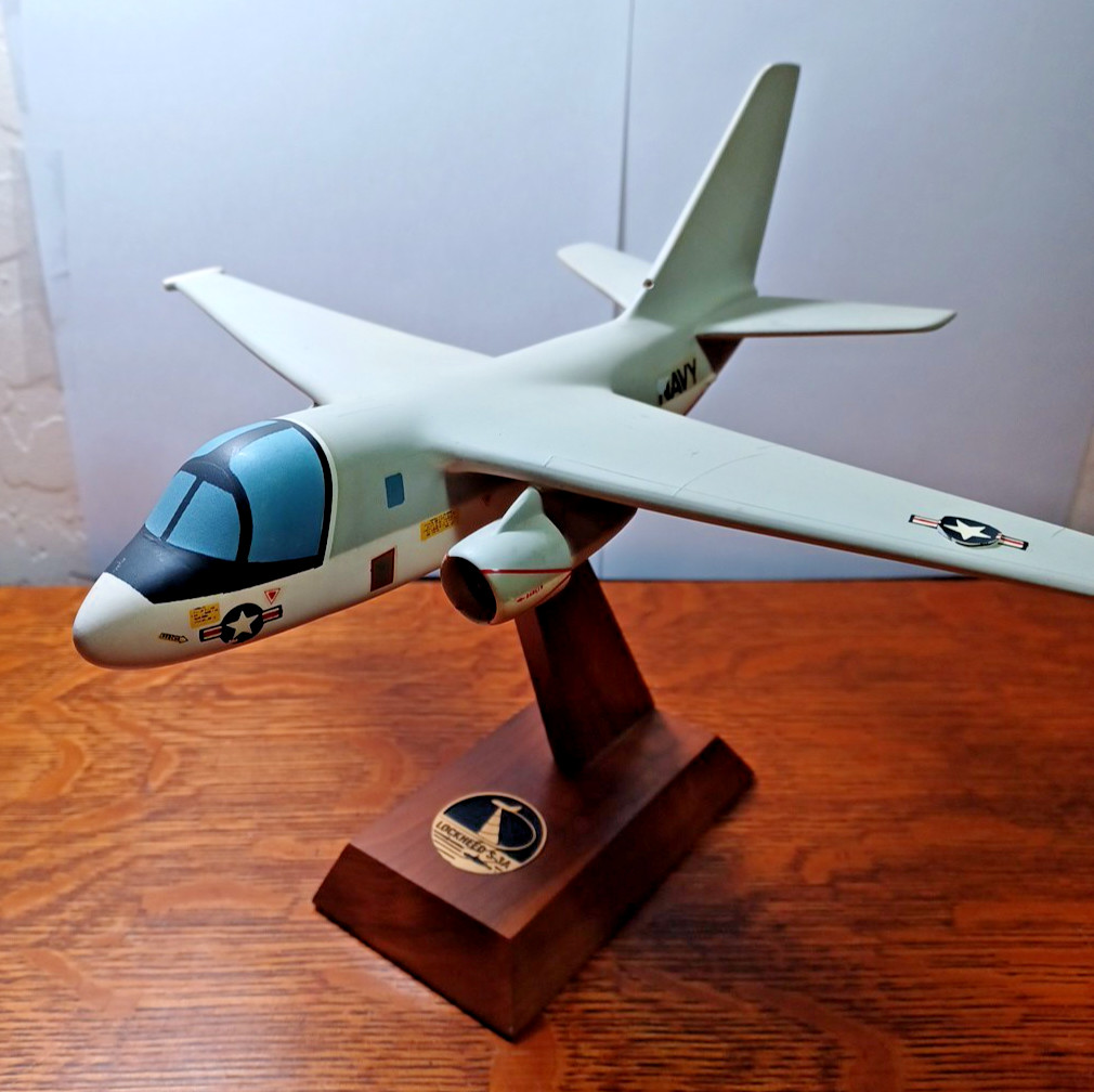 US Navy Lockheed S-3A Viking Contractor's Display Model Navy Airplane 9