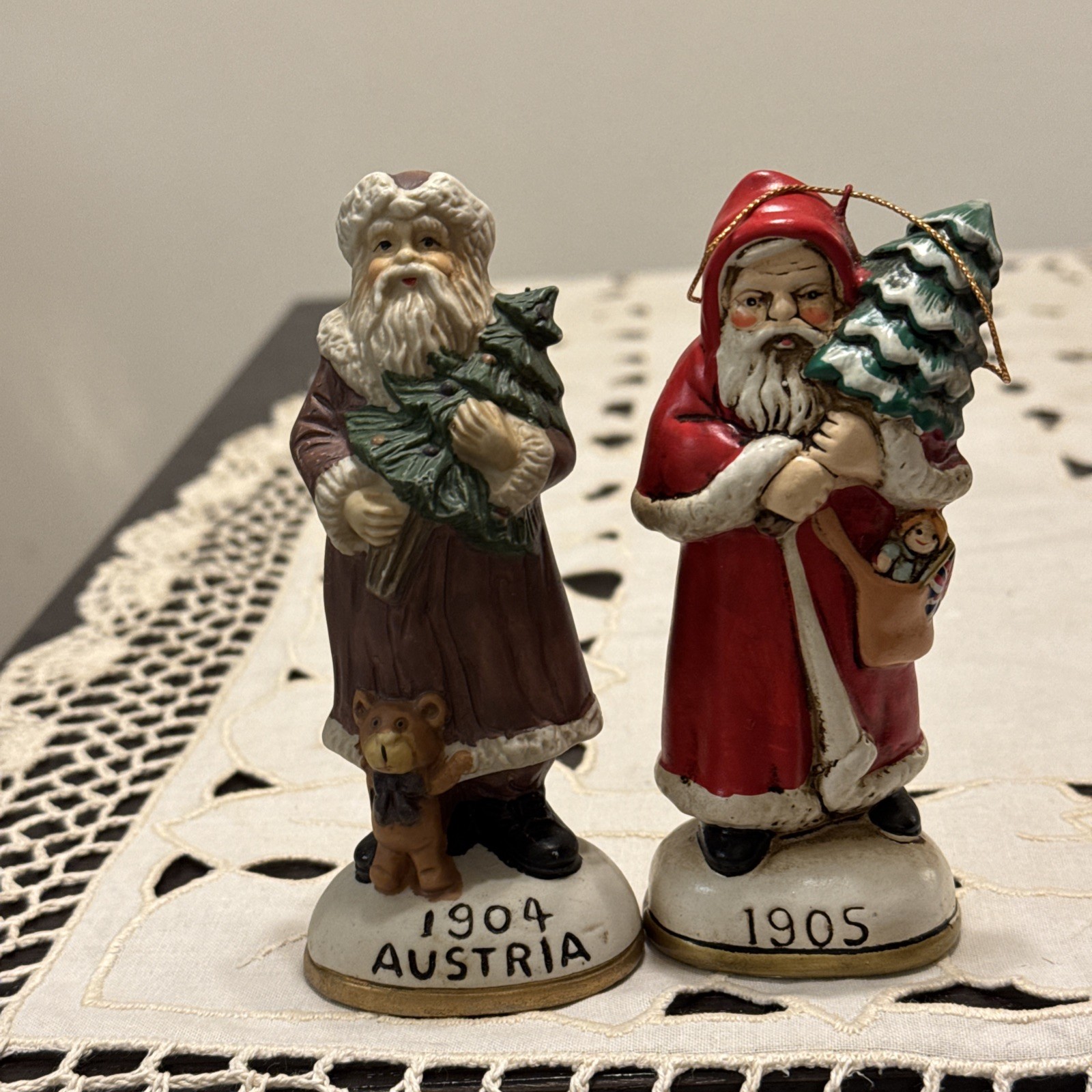 Vintage 1984 Christmas Eve Inc Memories of Santa Ornaments 4.5\