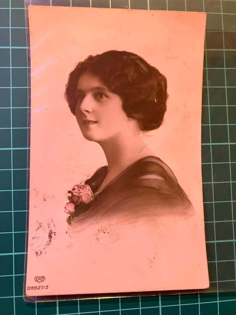1913 UK Antique Postcard Wakefield George V EAS Stamp Woman Portrait Collectibl