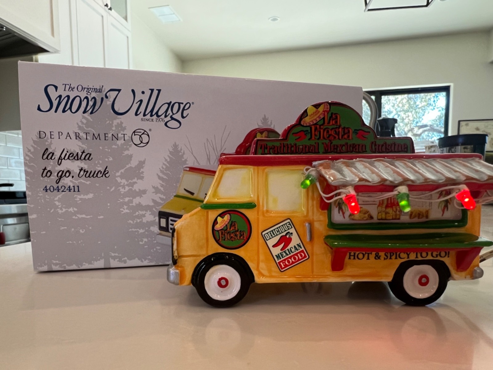 Rare 2014 Dept 56 SNOW VILLAGE  TACO TRUCK la fiesta to go, truck #4042411 + ACC