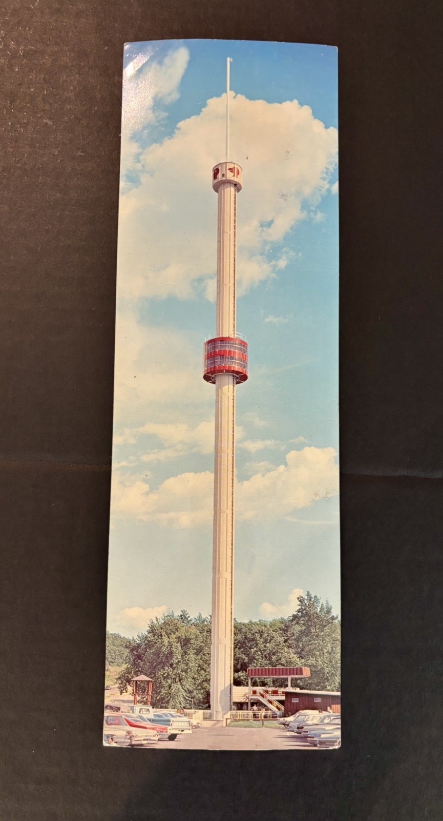 Totem Tower at  Wisconsin Dells - 1970s - 11 1/2