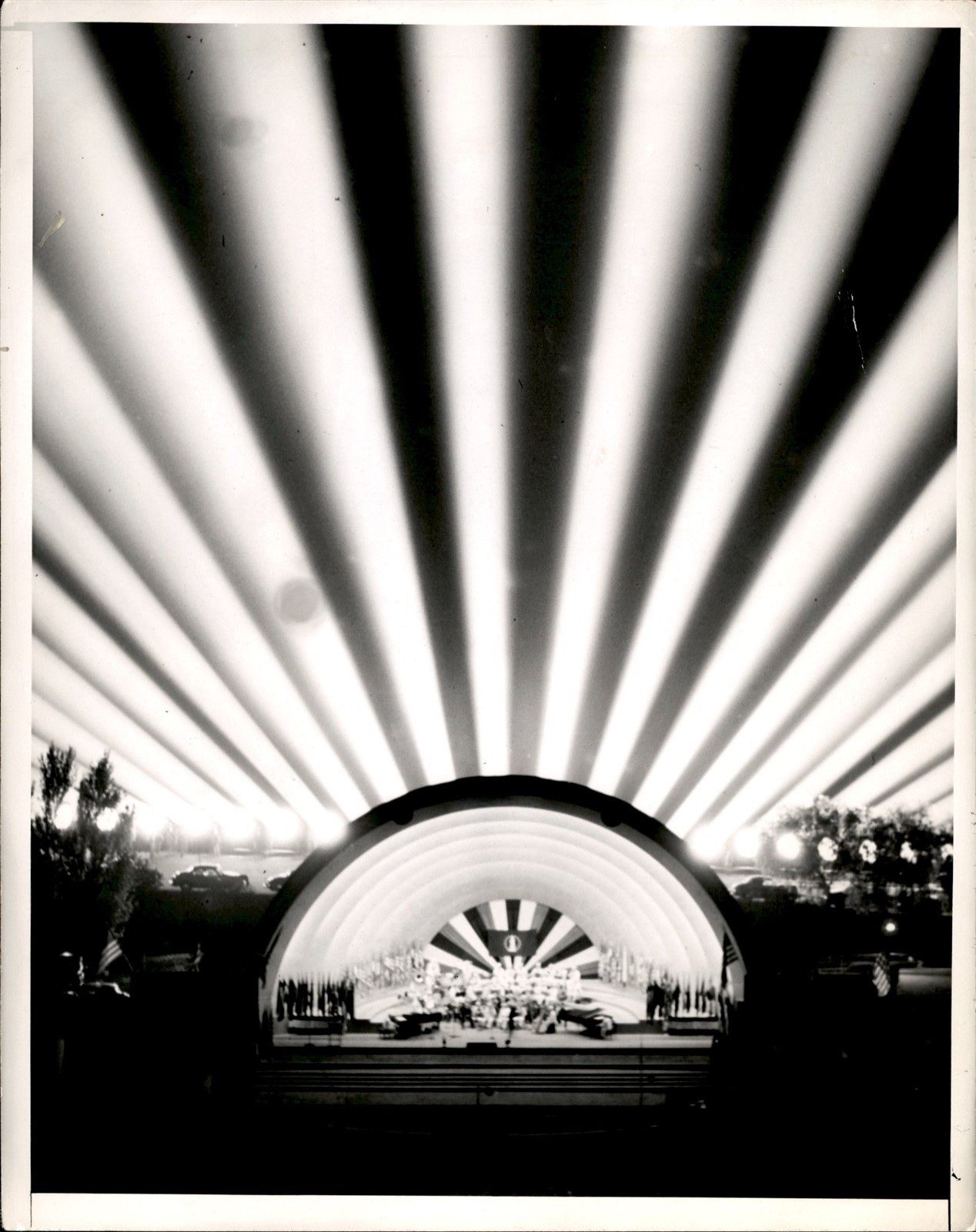 RH6 Original Photo HOLLYWOOD BOWL WORLD WAR II WAR BOND SHOW IN 1944 LOS ANGELES