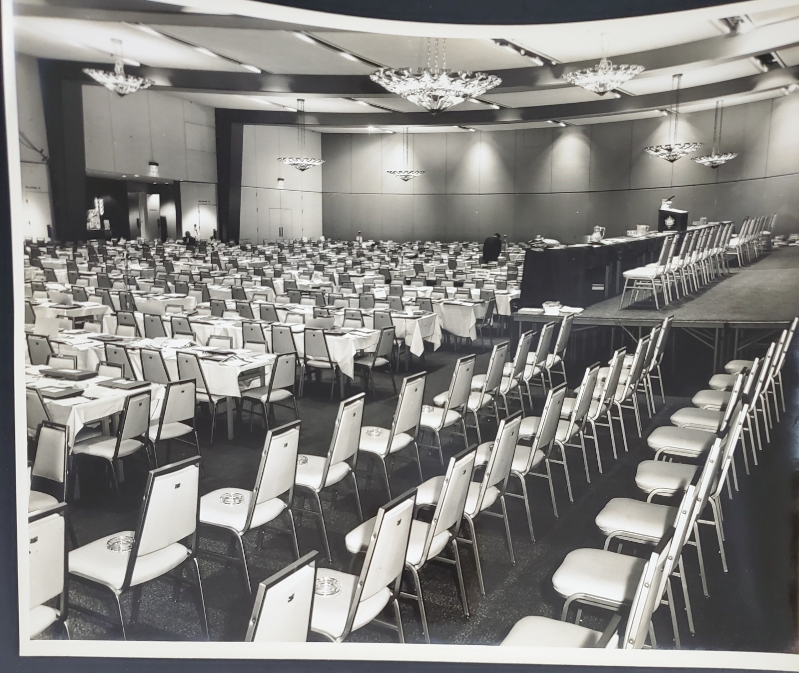1960s Conference Hall Hotel Convention Meeting Chairs Ashtrays Vtg Press Photo