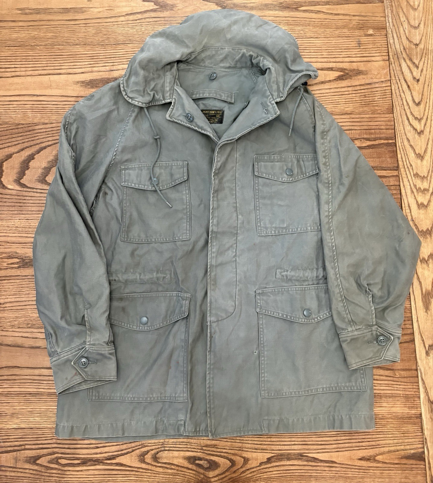 Vintage 50s 60s USAF Men’s Medium MIL-J-4883A Field Jacket Distressed Sage