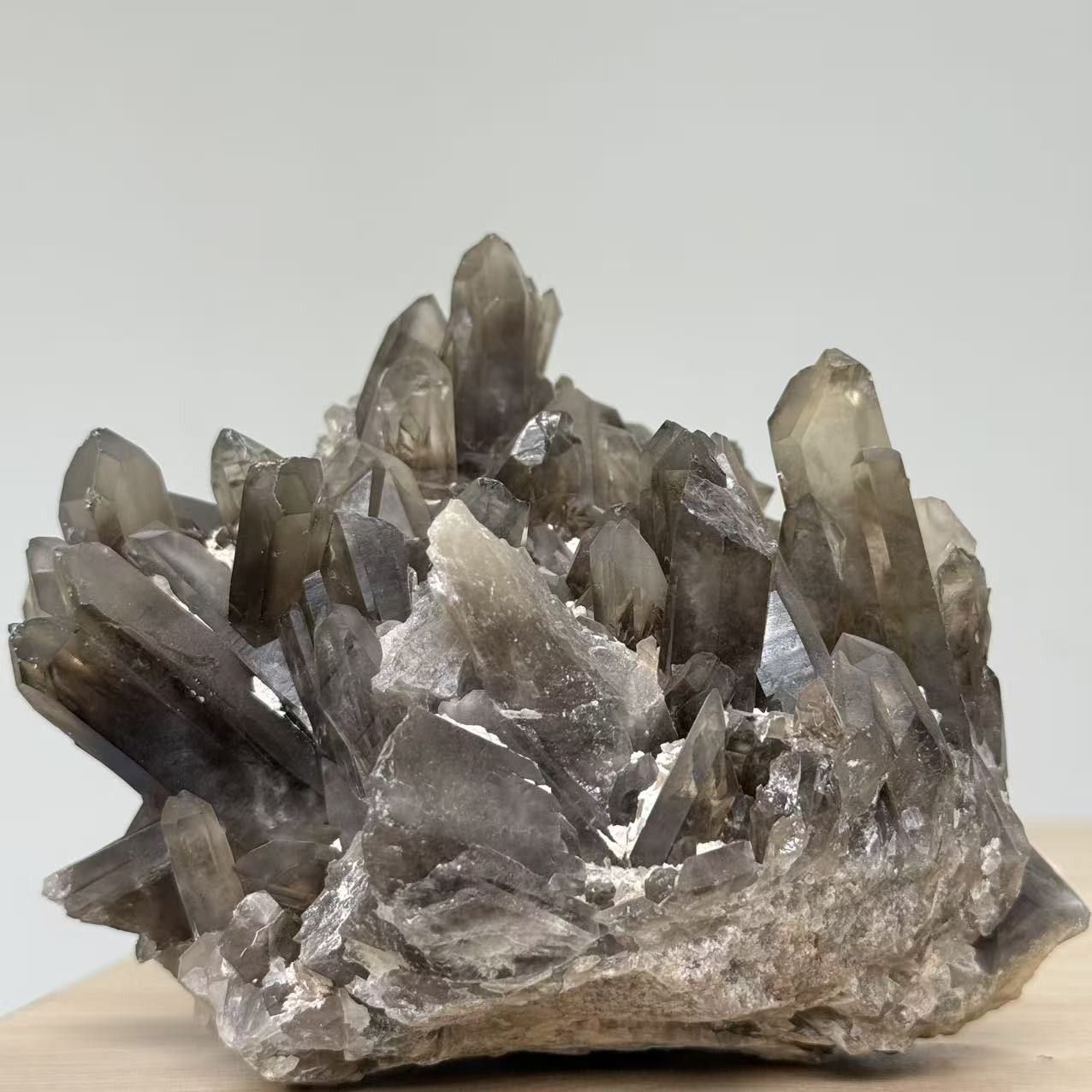 4.5LB Natural Smokey Quartz Cluster Mineral Specimen Crystal Healing Point Decor
