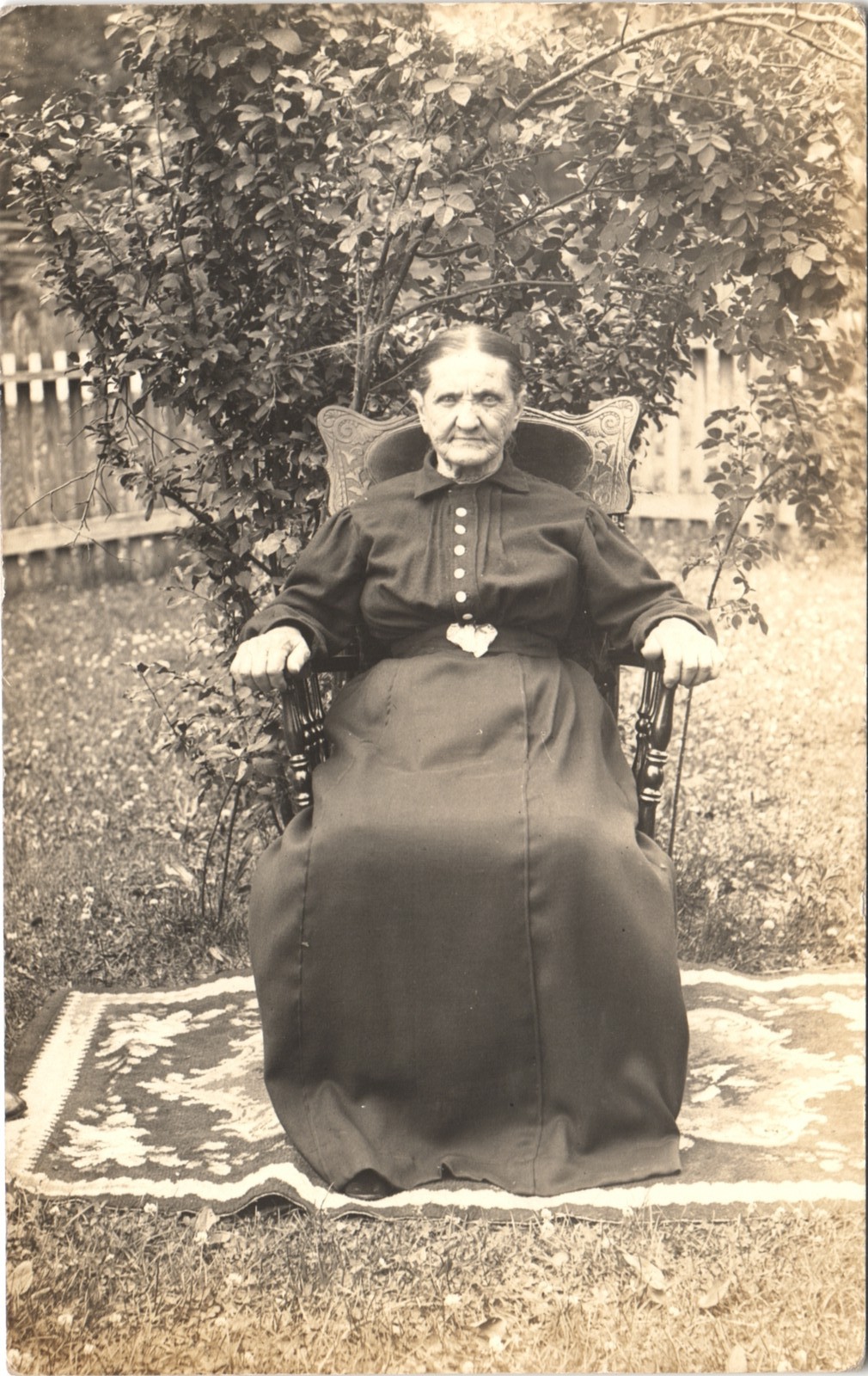 WIDOW LADY BLACK DRESS c1910 real photo postcard rppc candid family portrait mom