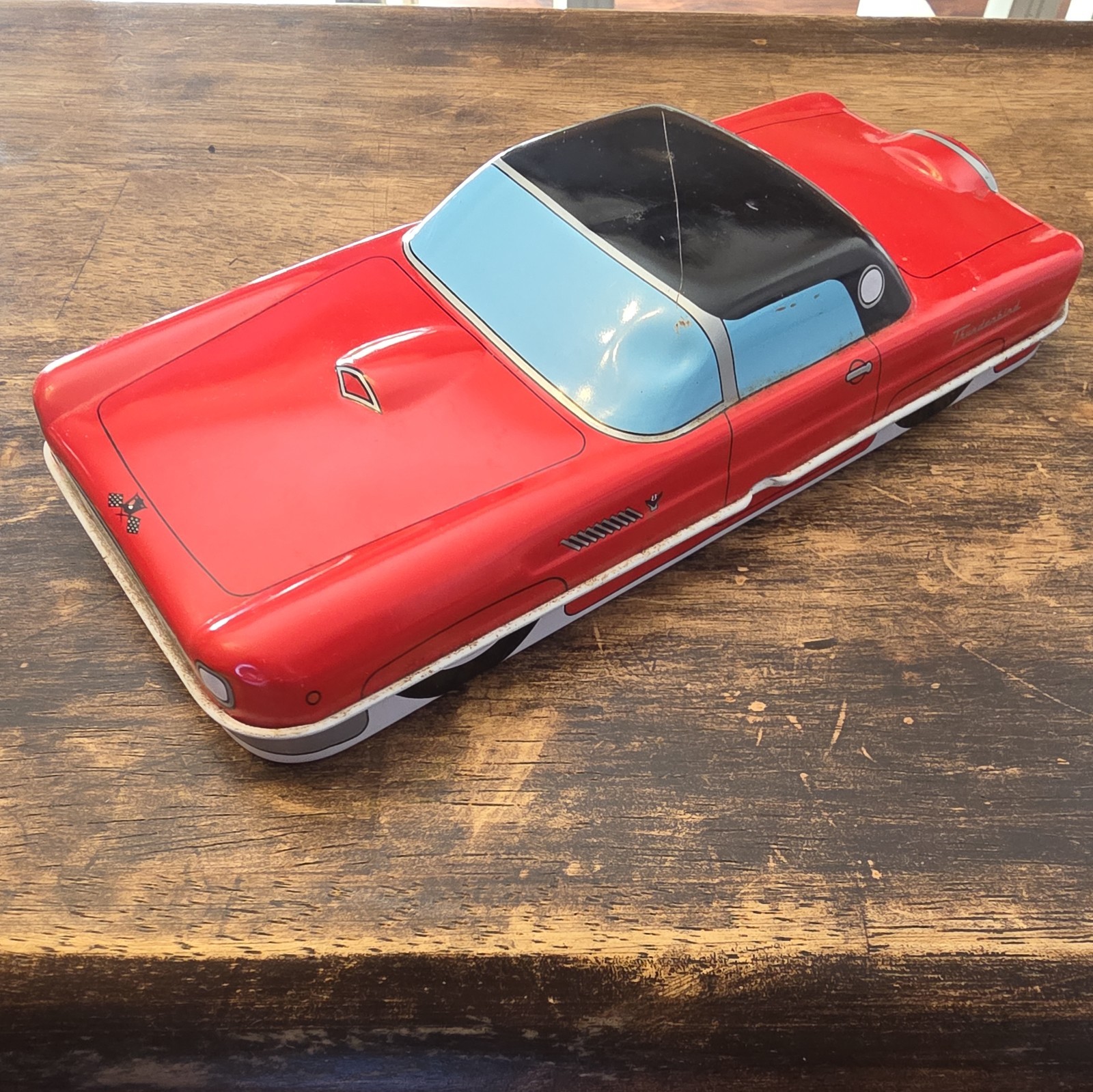 Thunderbird American Car Of The Fifties Vintage Tin Pencil Case  