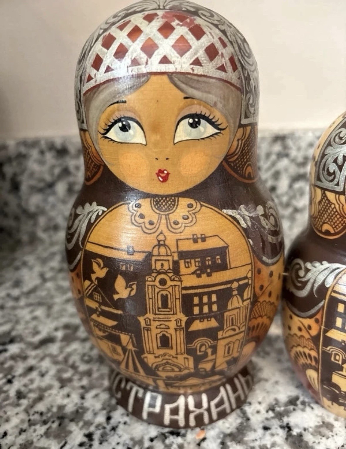 Vintage Russian Nesting Dolls Set