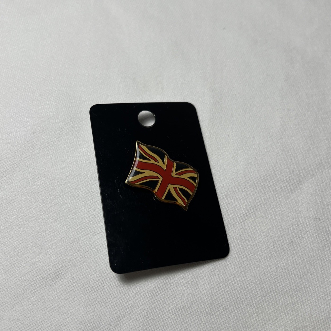 Vintage Disney Parks Epcot World Showcase UK Pavilion Union Jack Flag Pin NOS