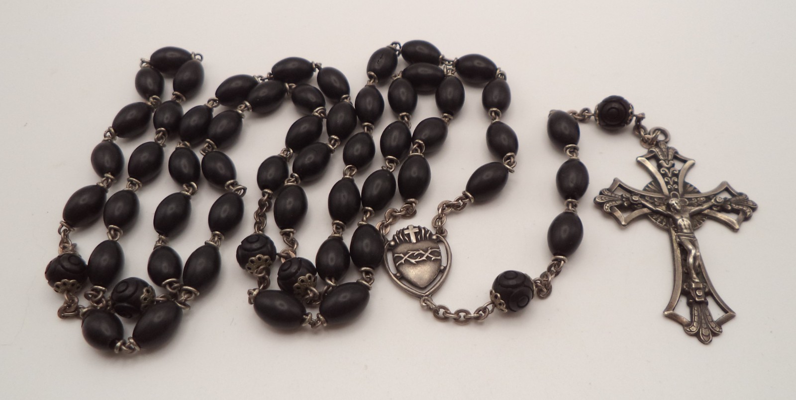Vintage Italian 800 Silver Dark Wood Rosary Roma Catholic Crucifix Necklace 24
