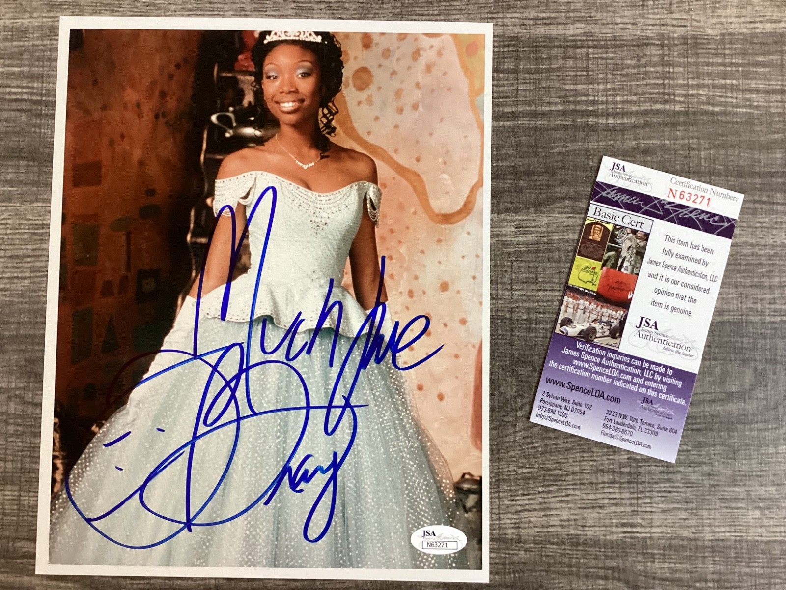 (SSG) Singer BRANDY NORWOOD Signed 8X10 Color \