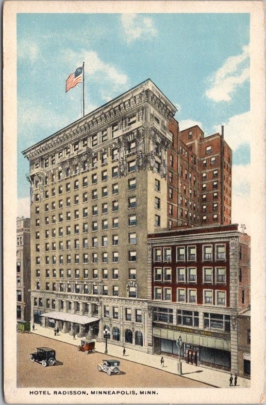c1920s Minneapolis, Minnesota Postcard HOTEL RADISSON Street View / Bloom Bros.