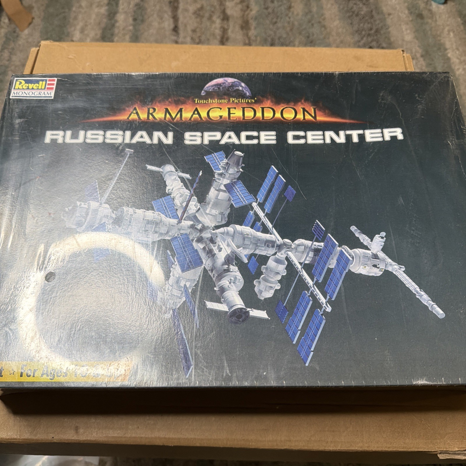 Revell Monogram Armageddon Russian Space Center Model Kit 85-3628 Sealed 1998