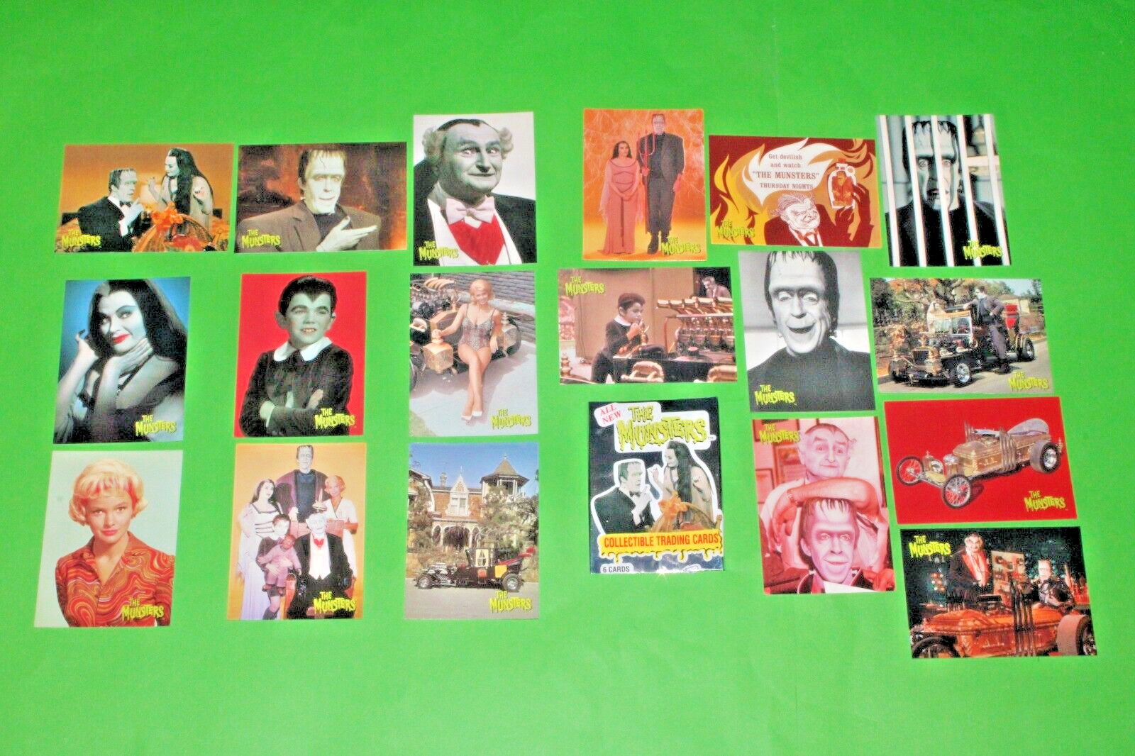 1997 THE MUNSTERS ALL NEW DELUXE DART BASE COMPLETE 72 CARD SET TV SHOW